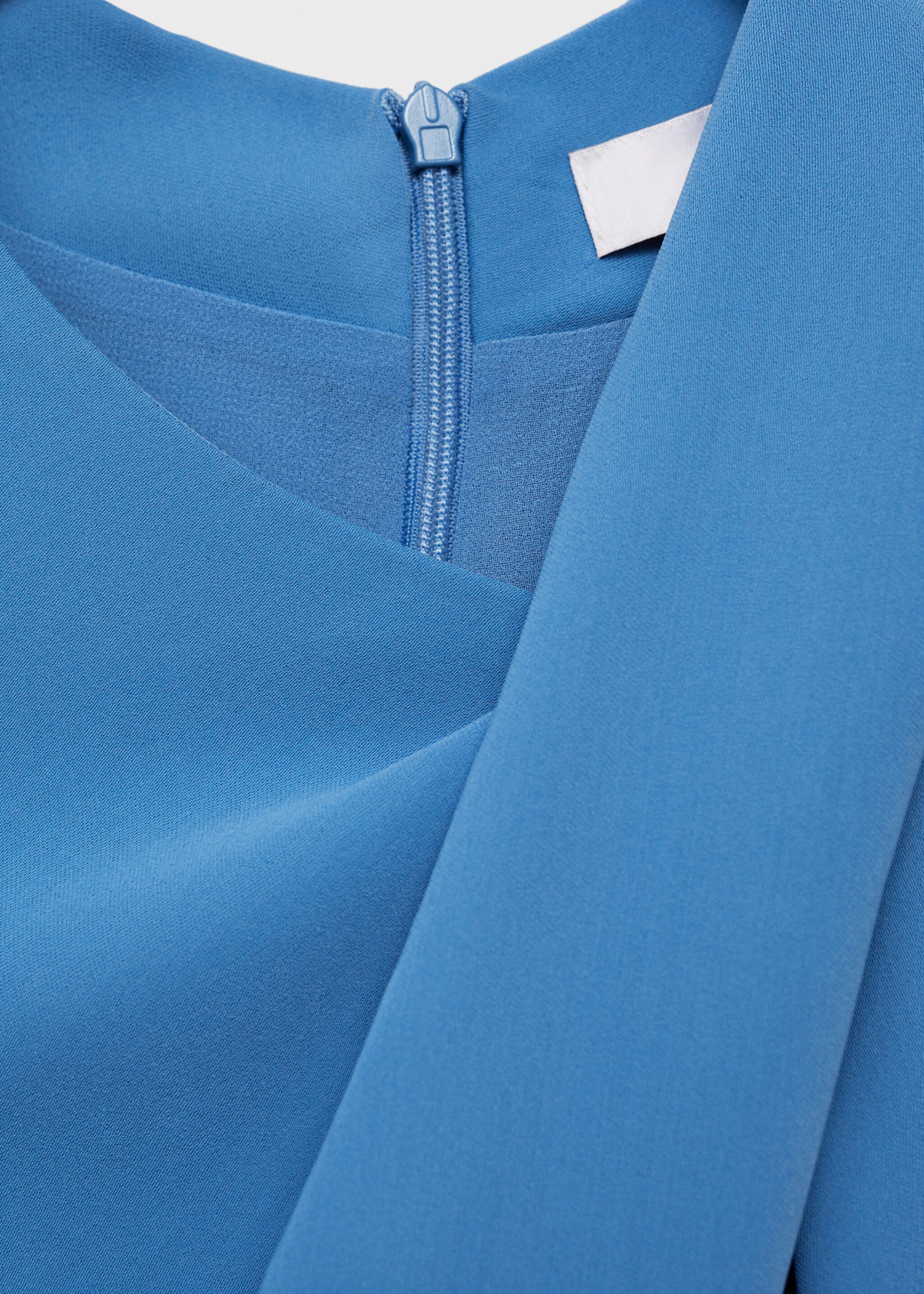 Langer Jumpsuit mit Gürtel - Detail des Artikels 0