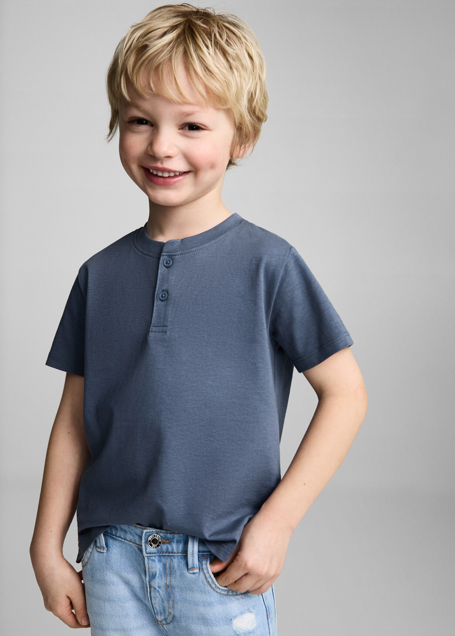 Camiseta algodón botones - Plano medio