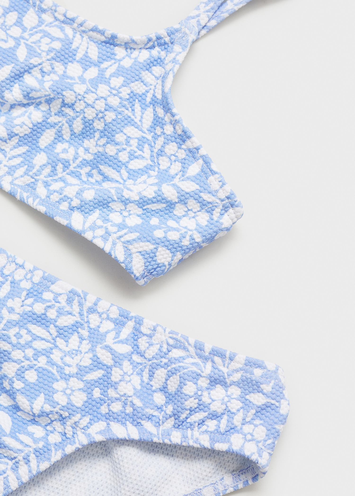 Bikini mit Blumenmuster - Detail des Artikels 0