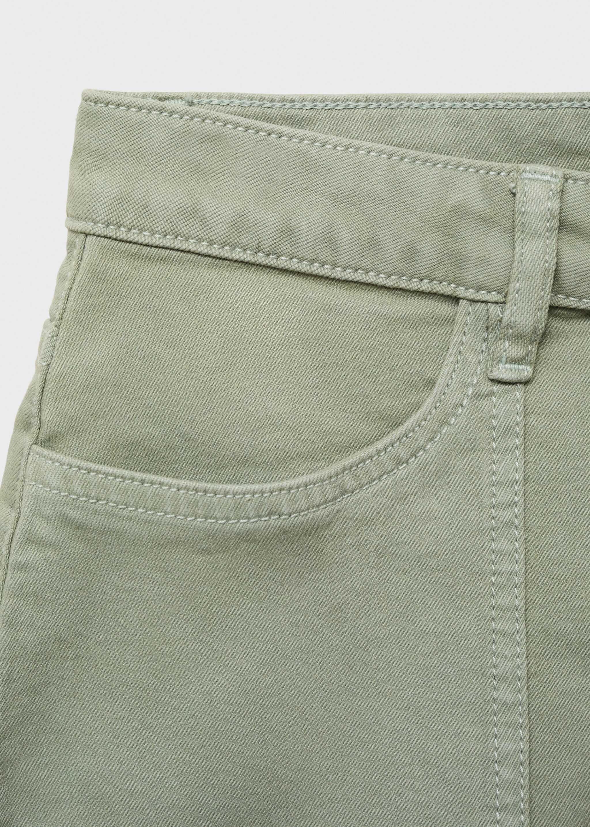 Cotton shorts with pockets - Details of the article 8
