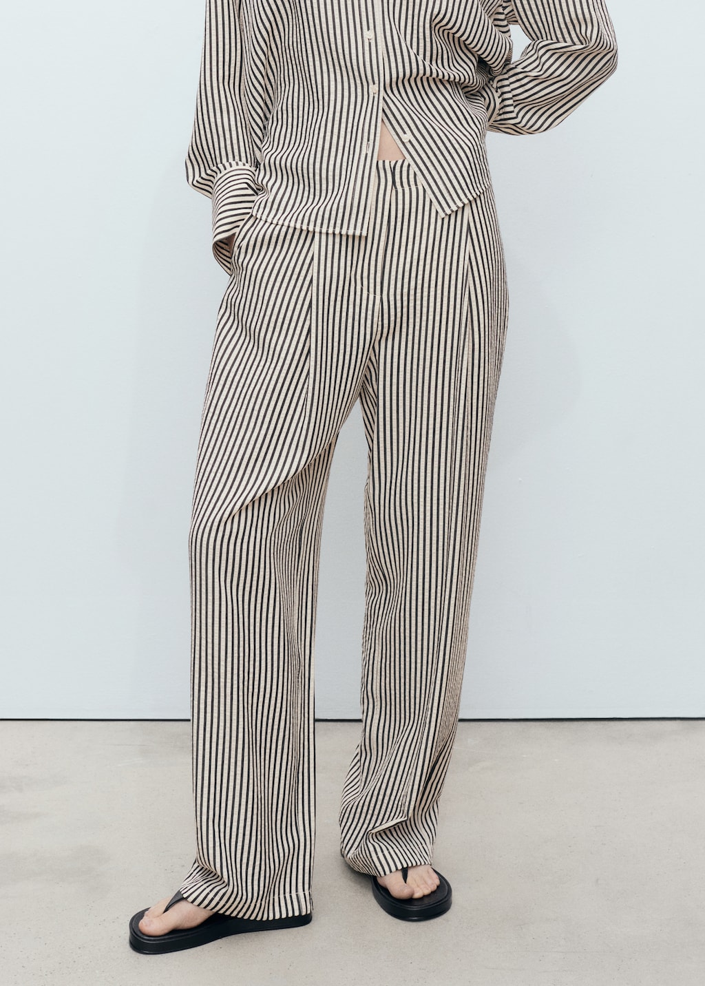 Texture striped pants