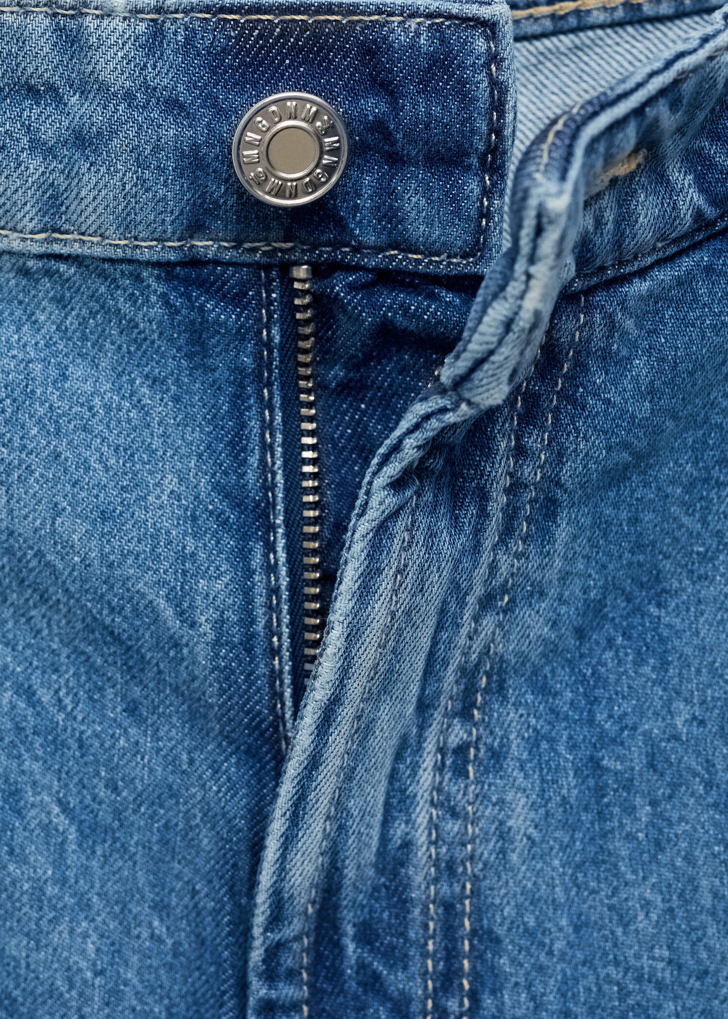 Wideleg denim jorts with pleats - Details of the article 8
