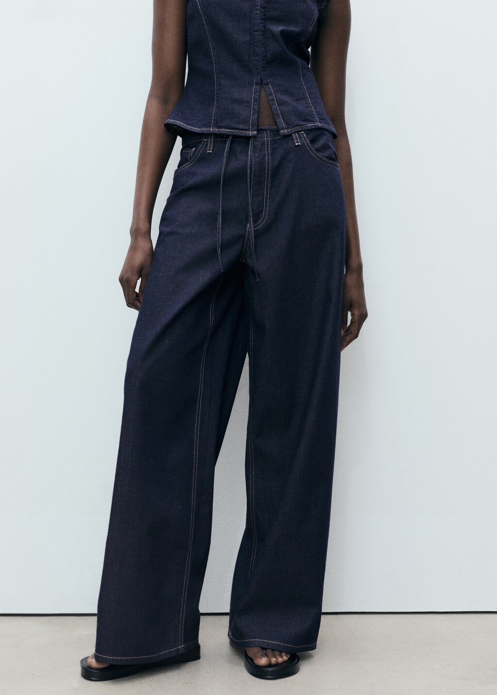 Wide leg denim trousers with belt - Women | MANGO Rwanda