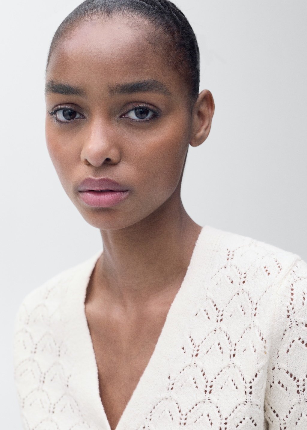 Knit cardigan with lace design