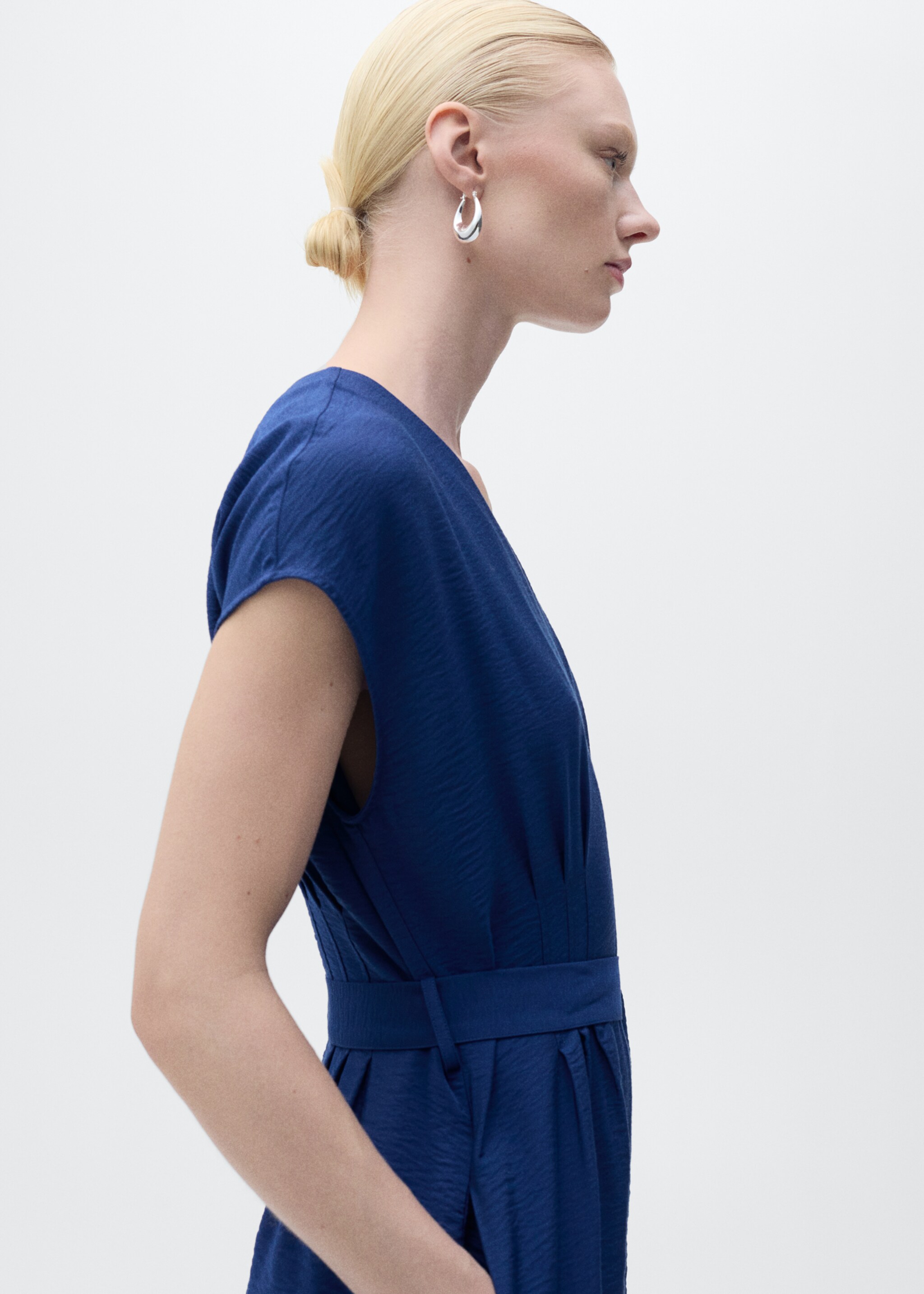 Long cropped jumpsuit with belt - Medium plane