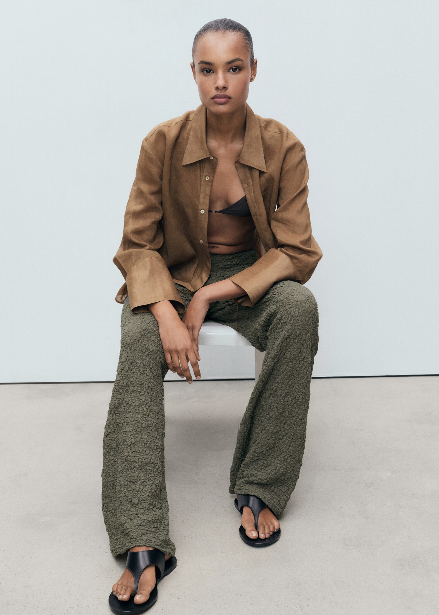 Pantalon droit texturé - Détail de l'article 2