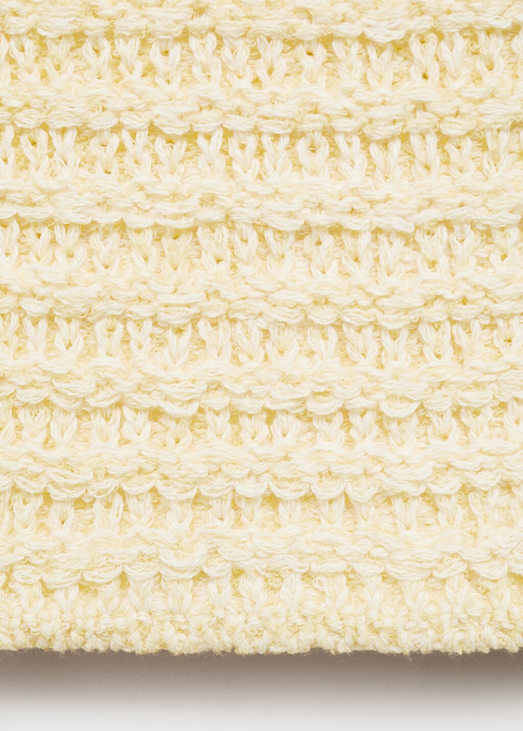 Knitted cardigan with jewel button - Women | MANGO United