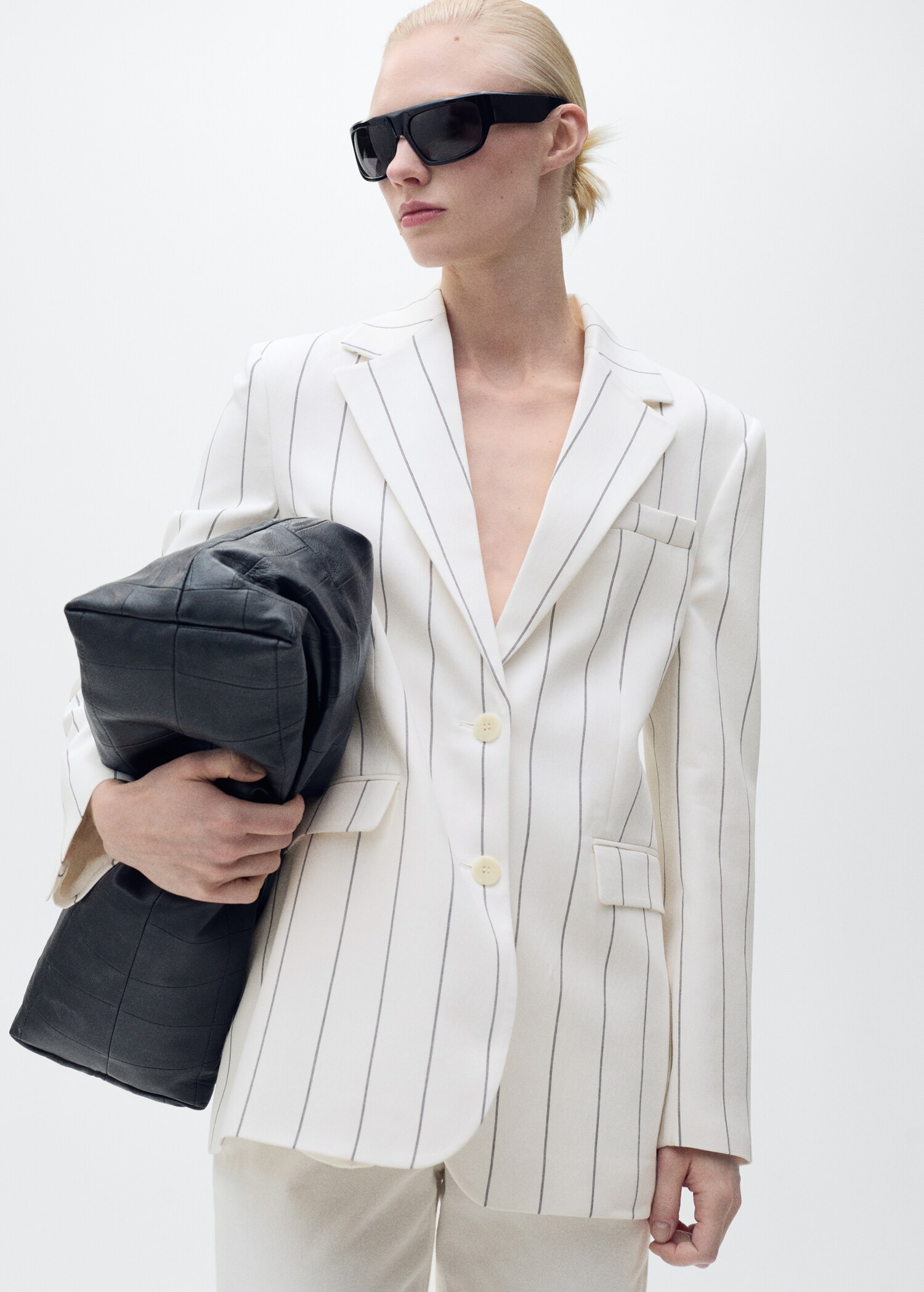 Pinstripe suit jacket - Details of the article 6