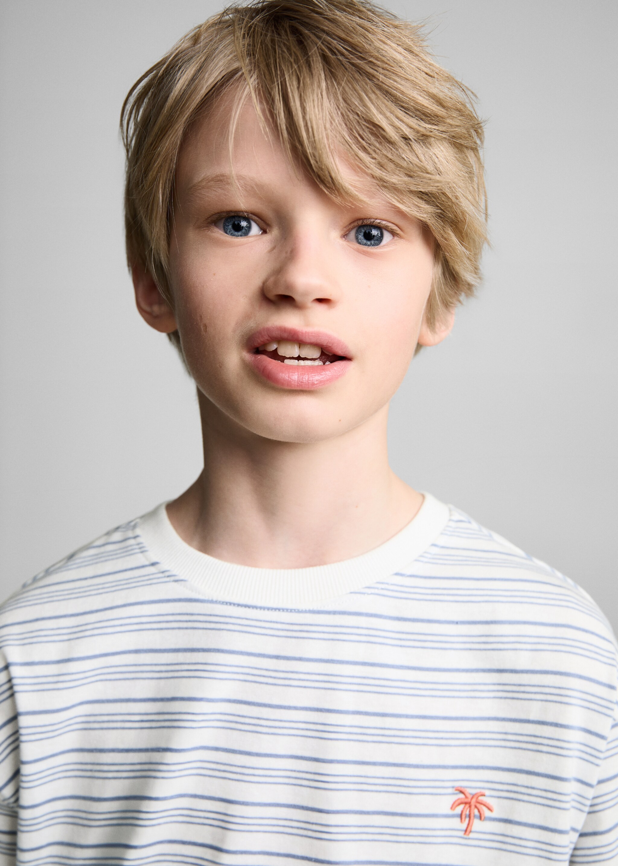 Gestreiftes T-Shirt in Wickel-Optik - Detail des Artikels 1