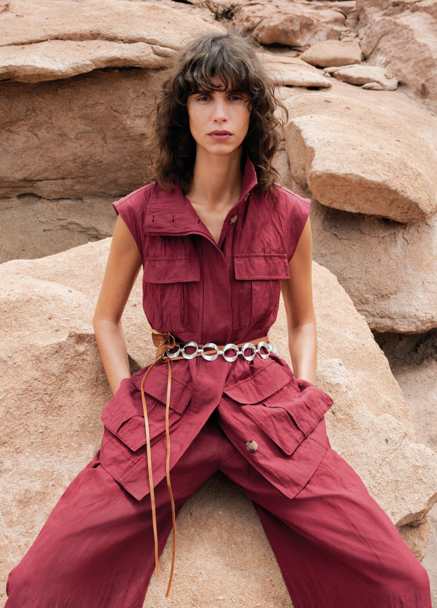 Creased-effect suit waistcoat with pockets - Details of the article 5