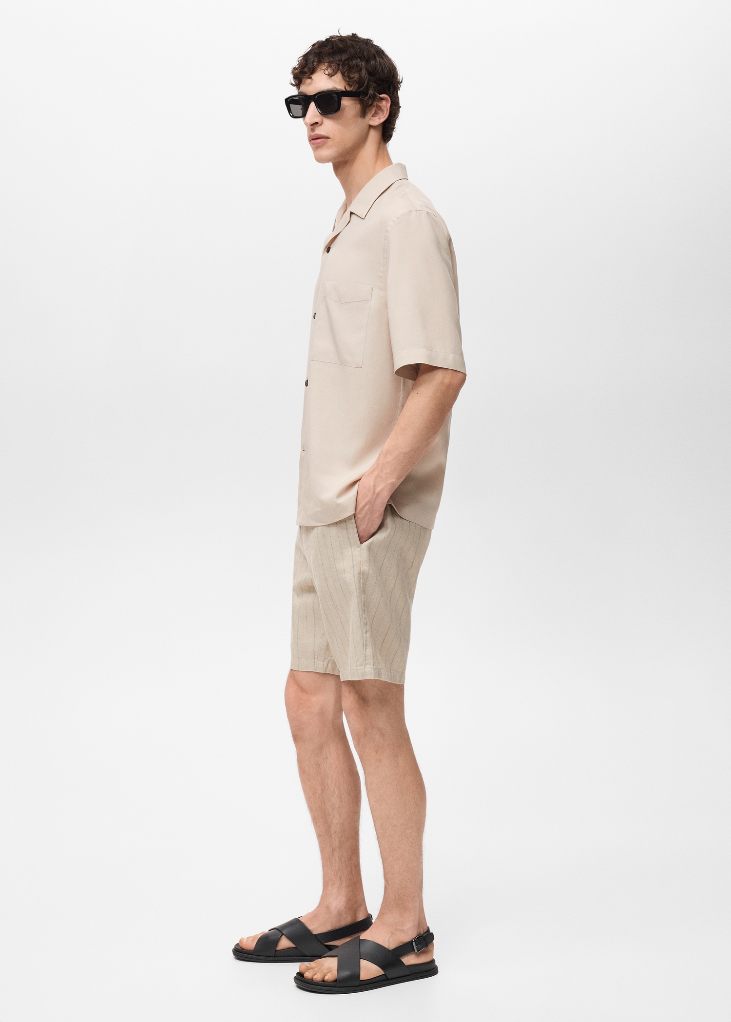 Lyocell shirt with pocket - Details of the article 2