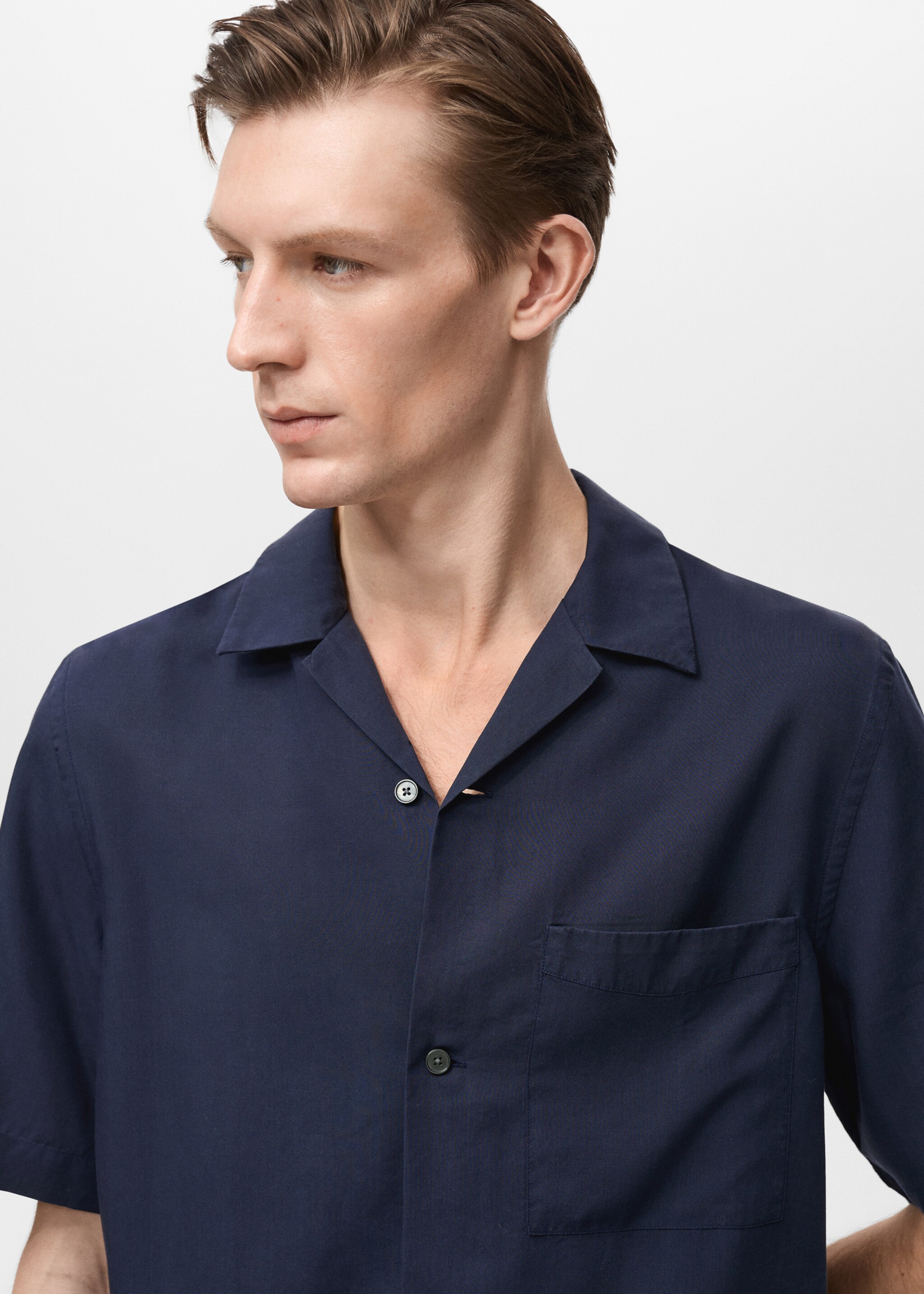 Lyocell shirt with pocket - Details of the article 1