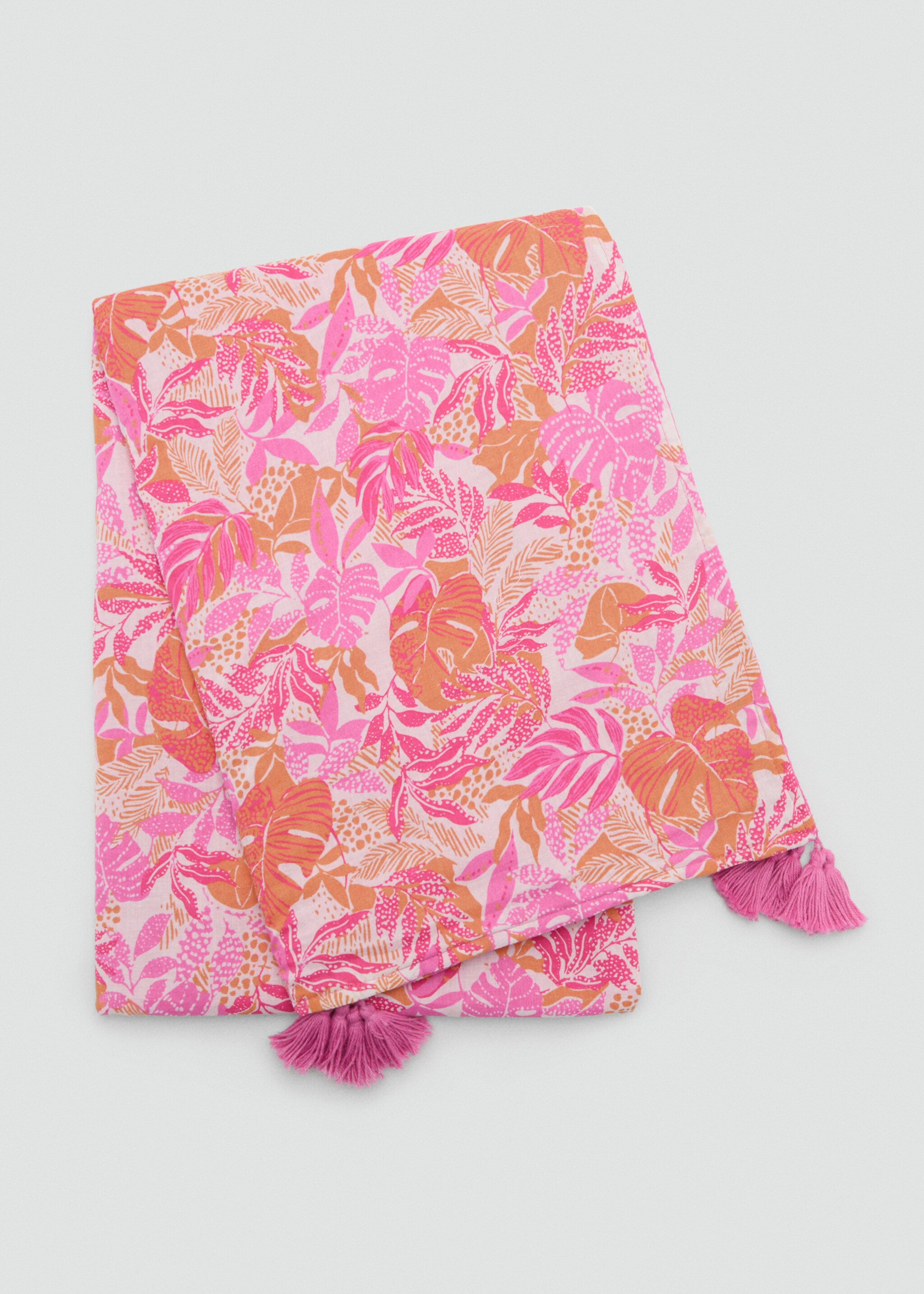 Beach towel with leaves design - Article without model