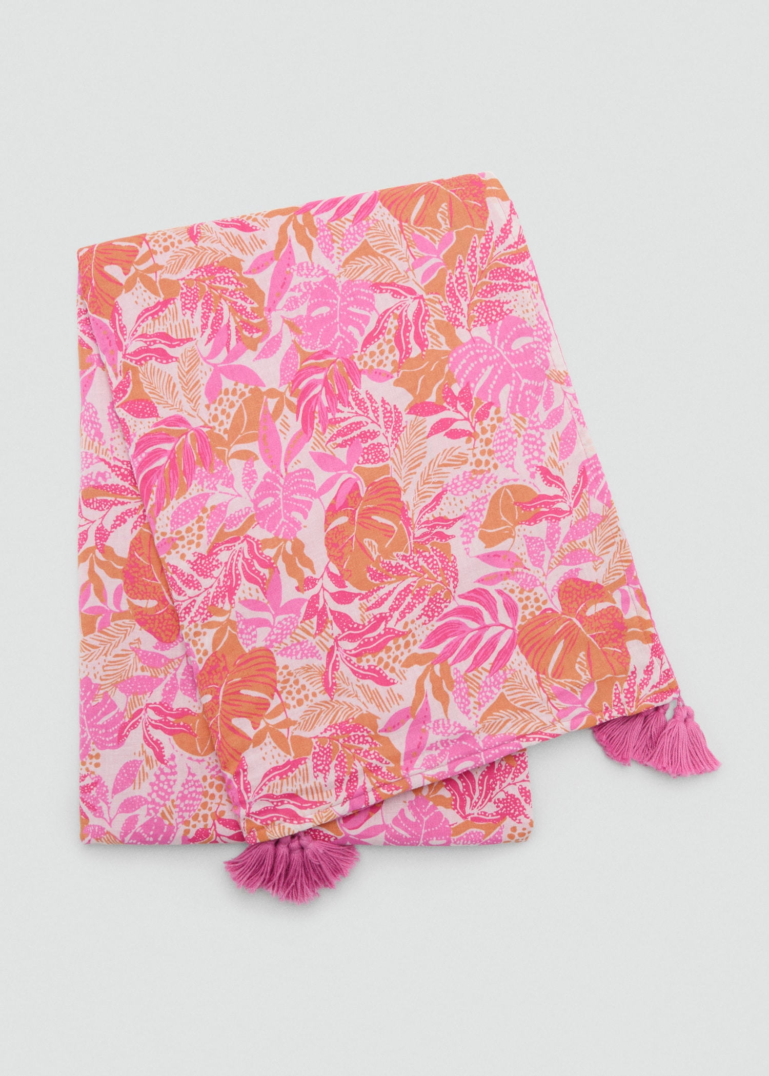Beach towel with leaves design - Article without model