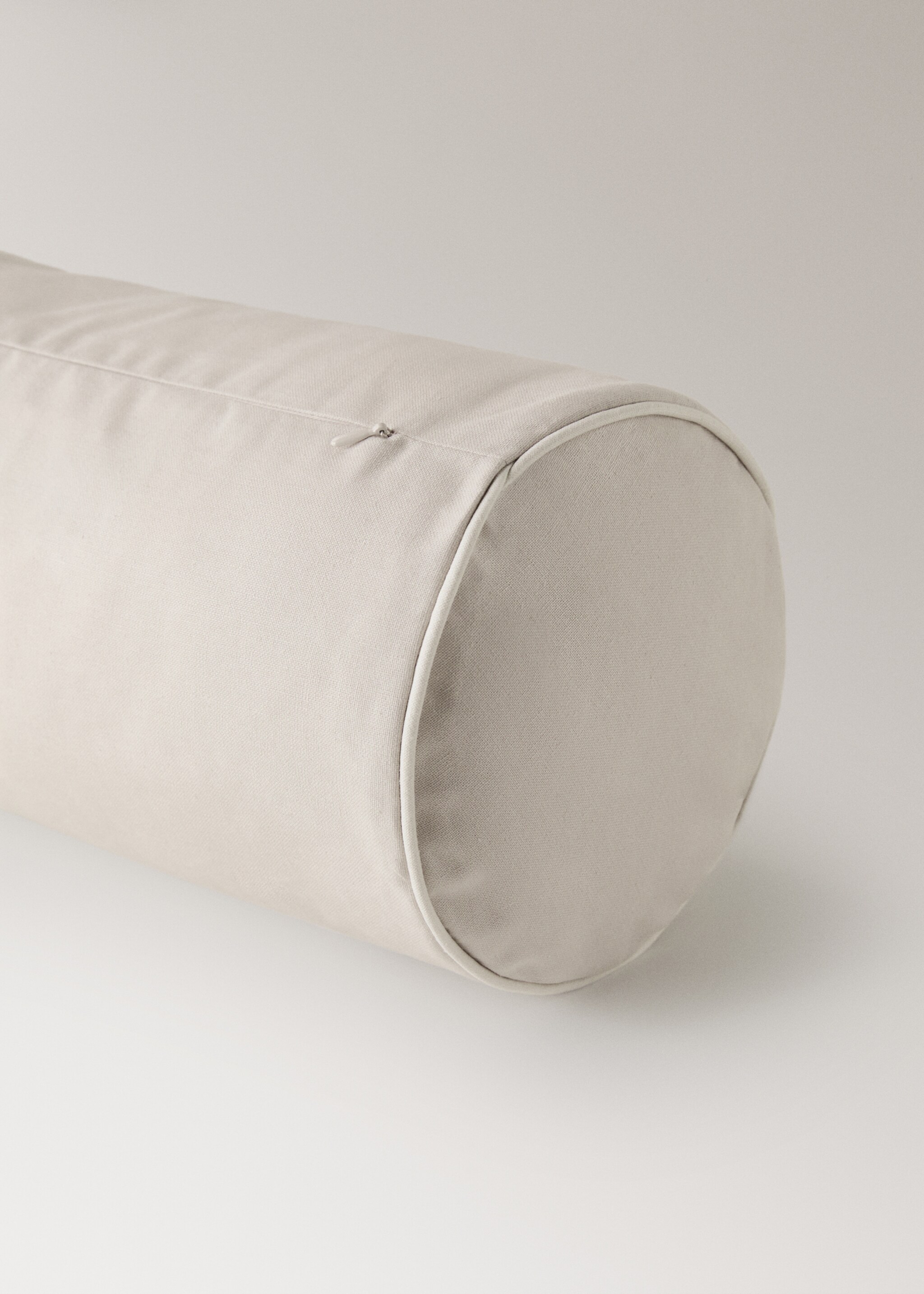 Cylindrical waterproof cushion 20x50 cm - Details of the article 2