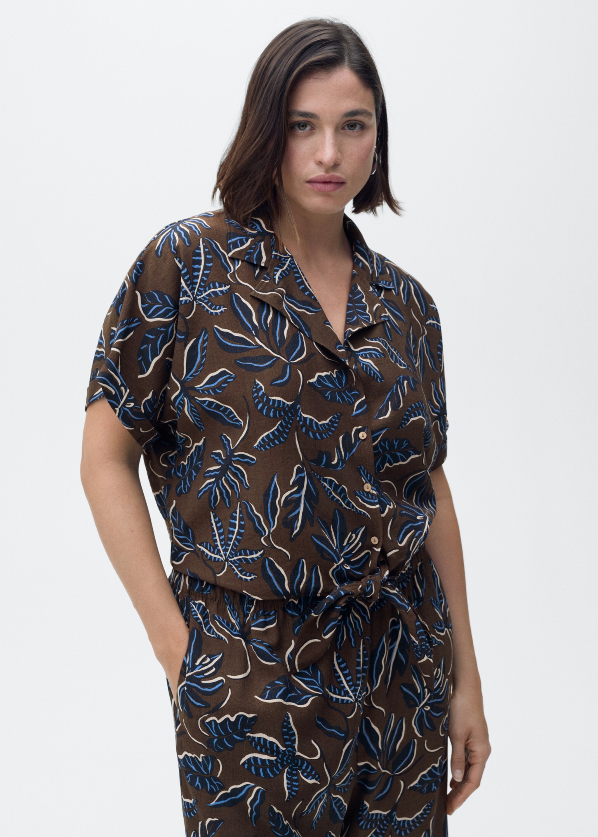 Printed crop shirt with knot detail - Details of the article 5