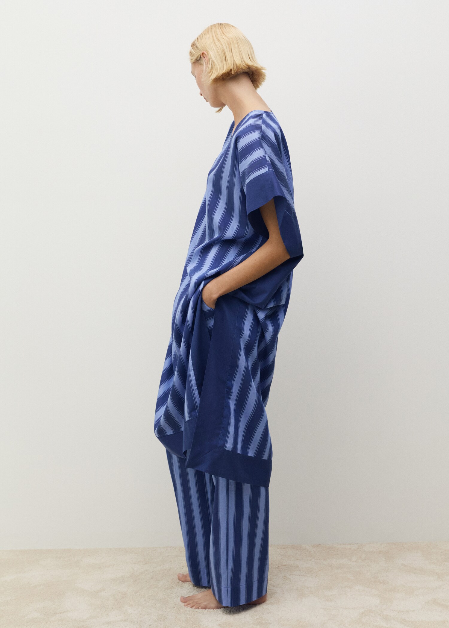 Woven lyocell pants with two-tone stripes - Details of the article 2