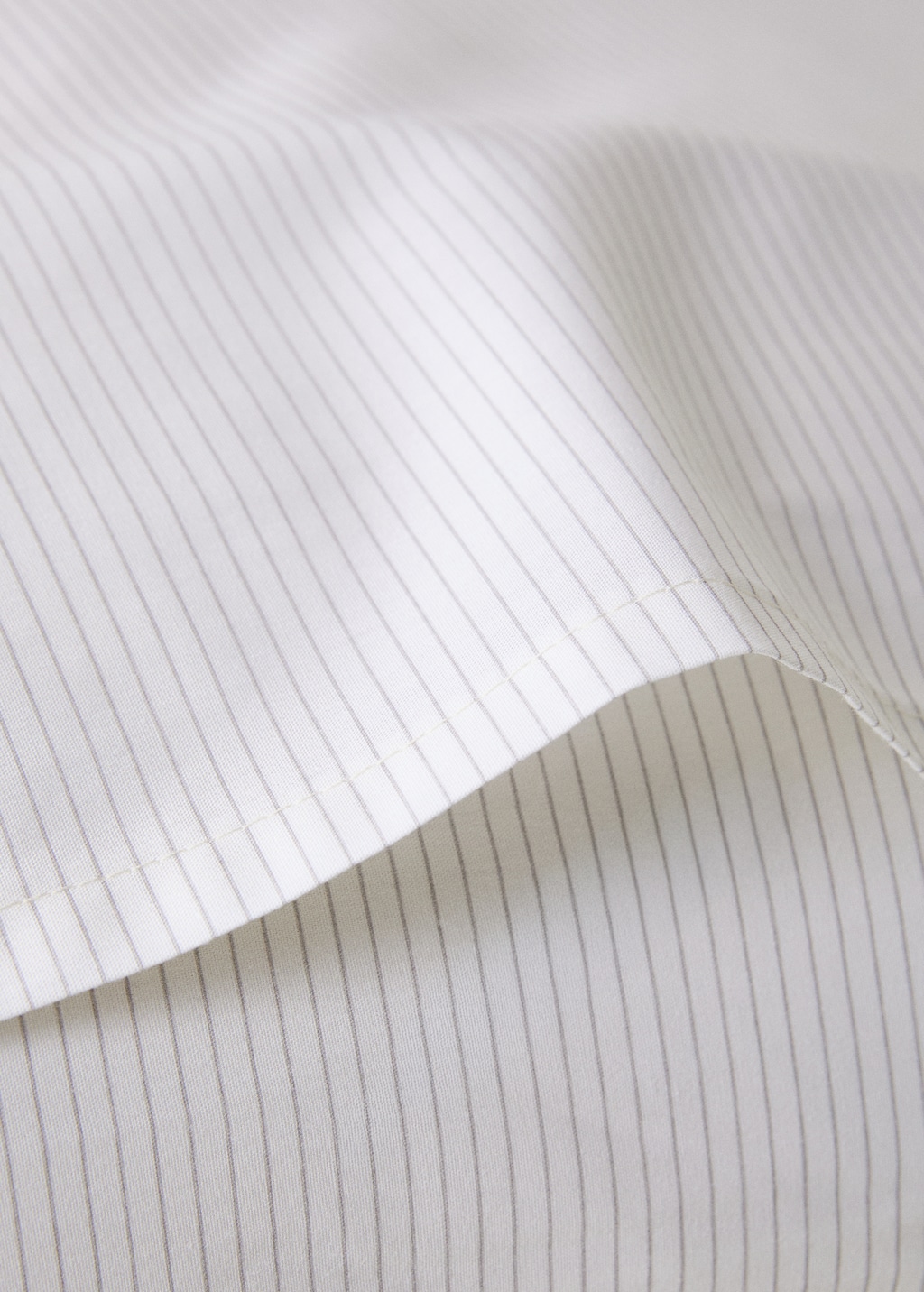 Two percale cotton fine-stripe pillowcases 60x60 cm