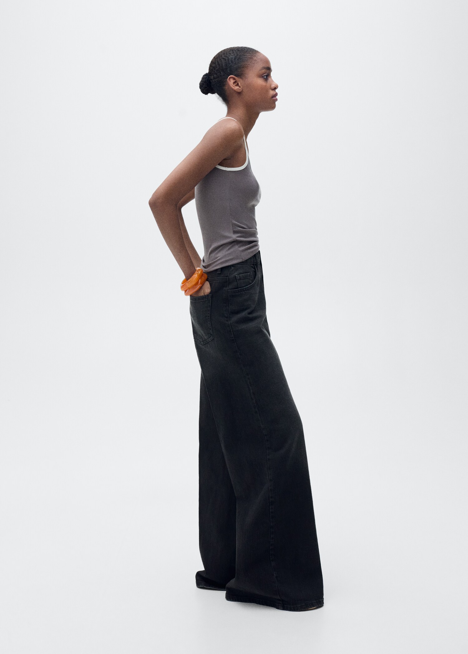 Lyocell top with contrasting trim - Details of the article 2