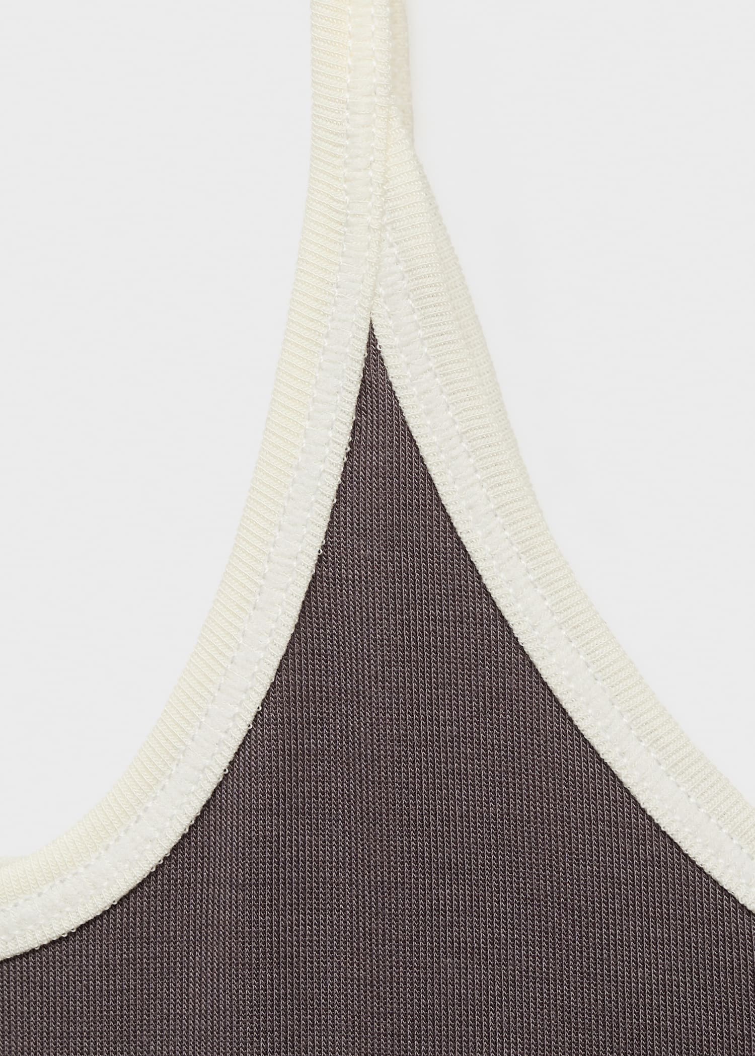 Lyocell top with contrasting trim - Details of the article 8
