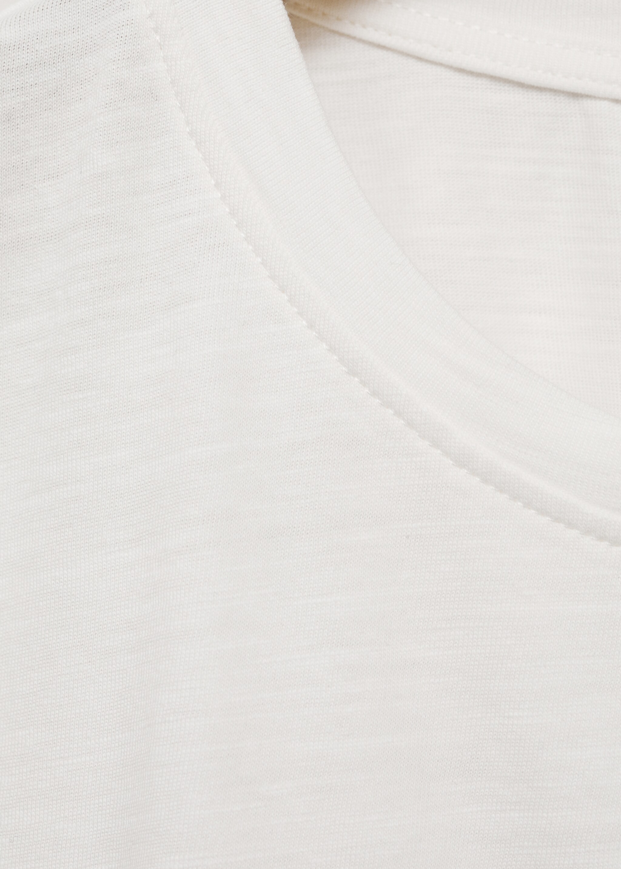 Raglan sleeve T-shirt - Details of the article 0
