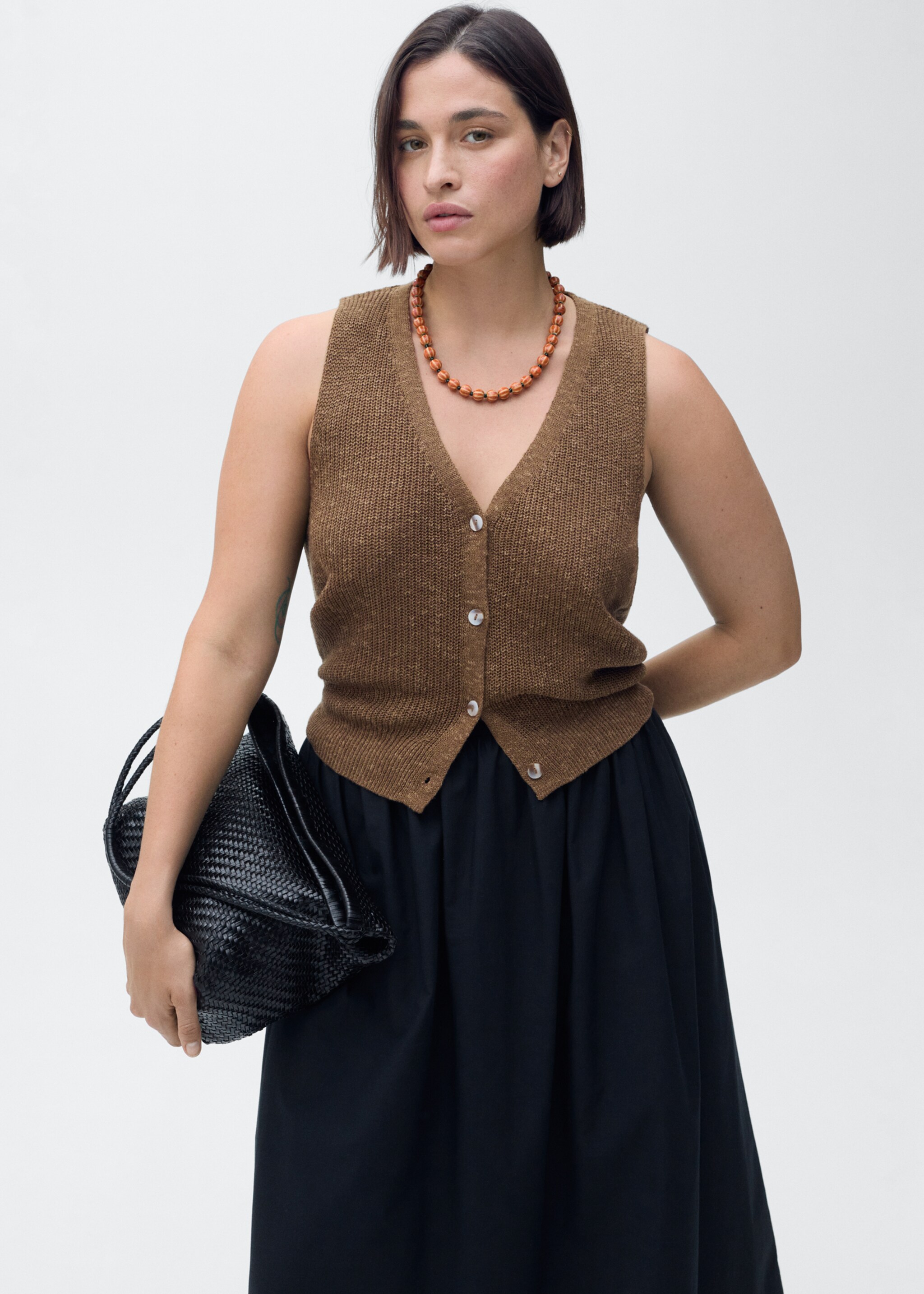 Cotton skirt with embroidered hem - Details of the article 4