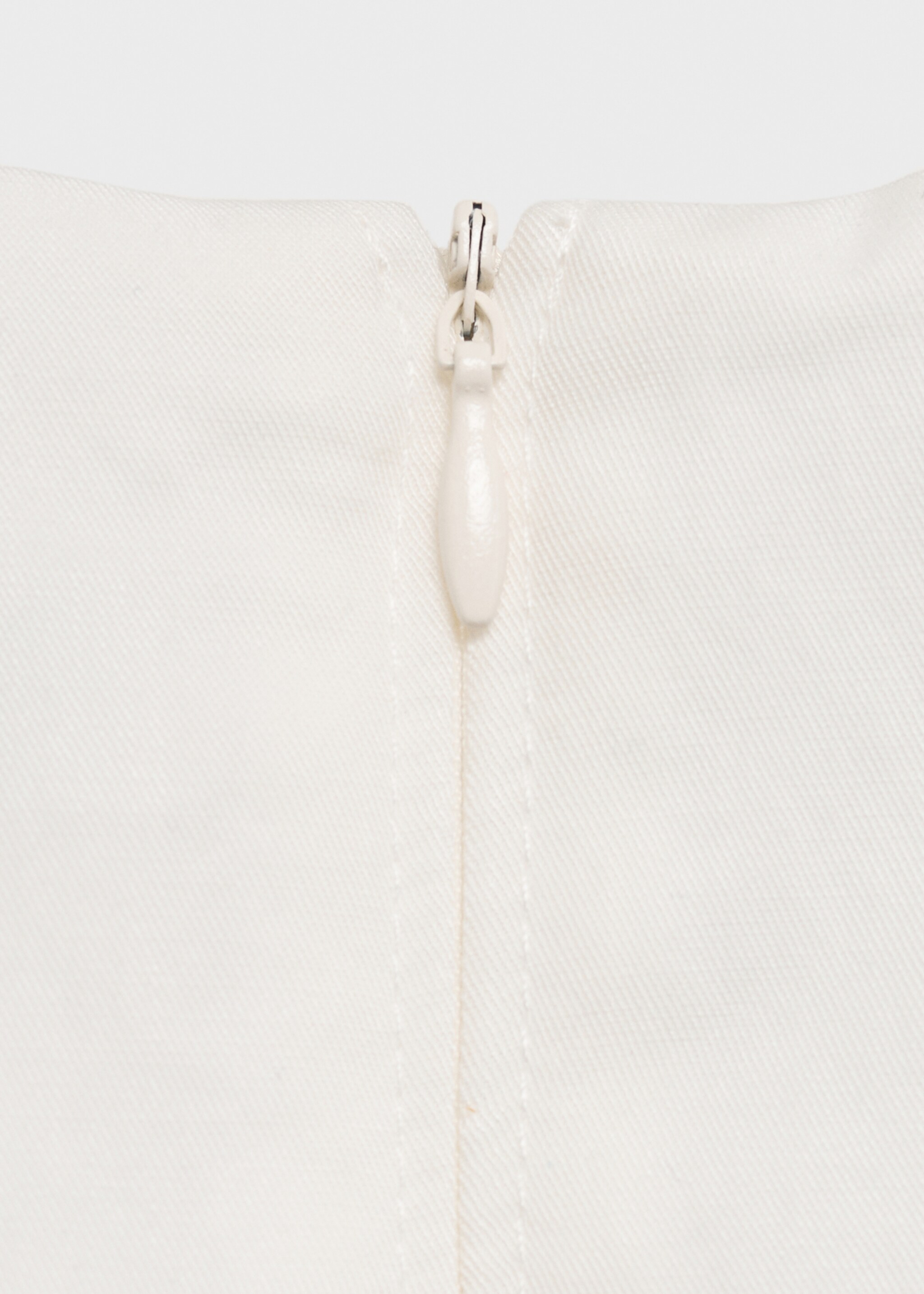 Long lyocell jumpsuit with belt - Details of the article 0