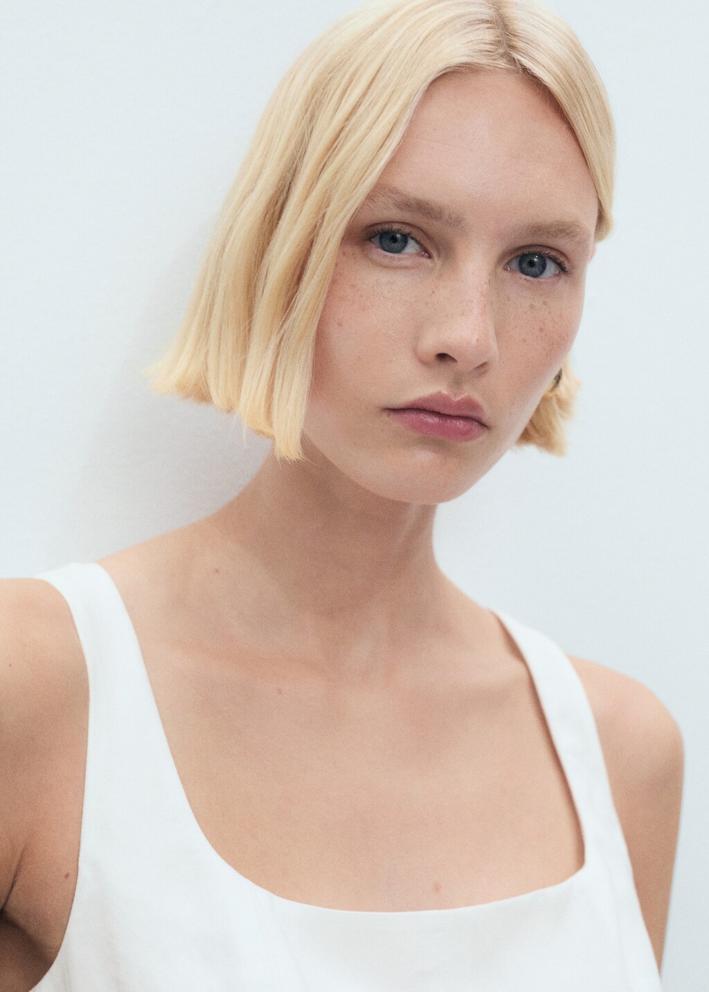 Long lyocell jumpsuit with belt - image 4