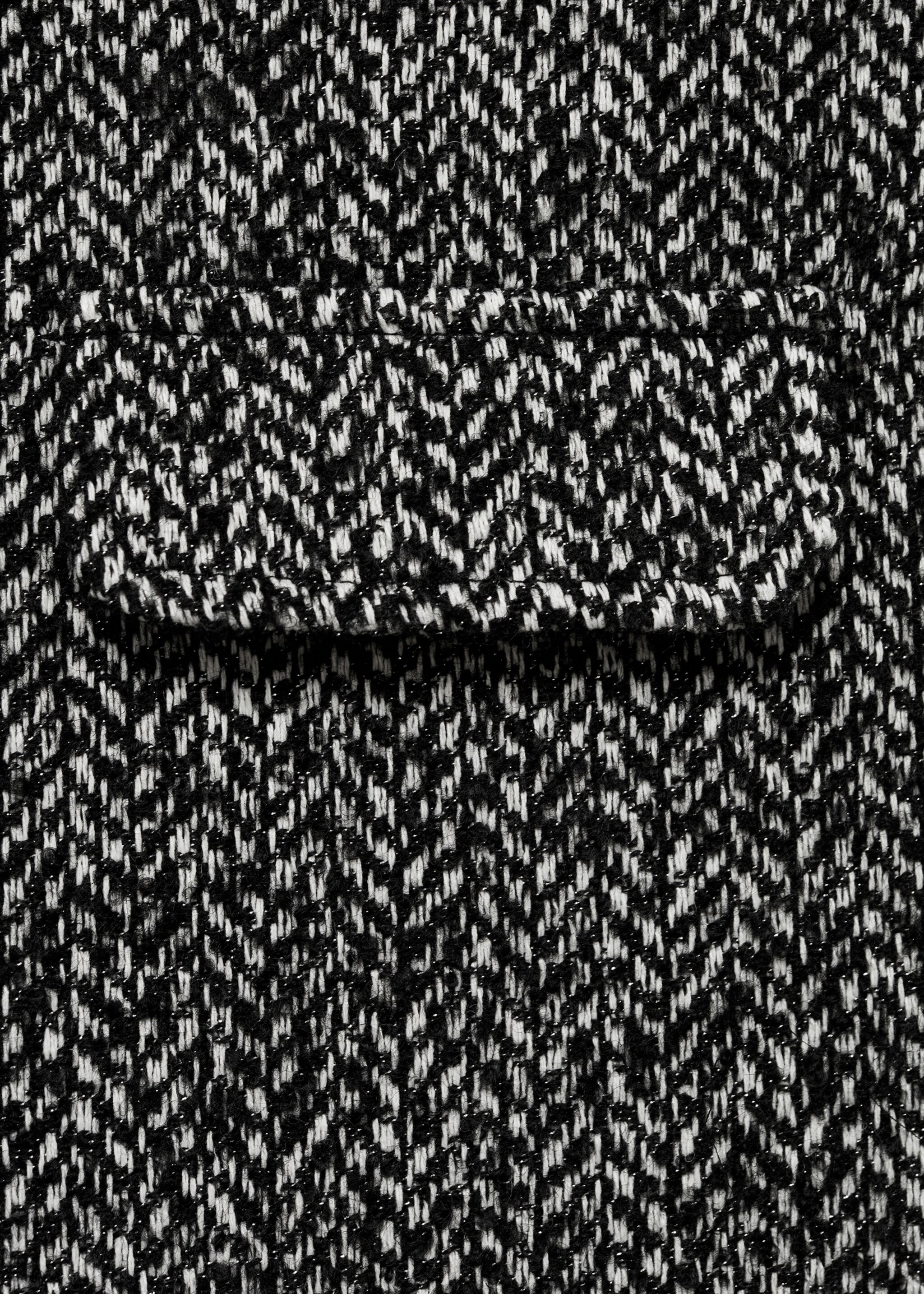 Spike stitch pinafore - Details of the article 0