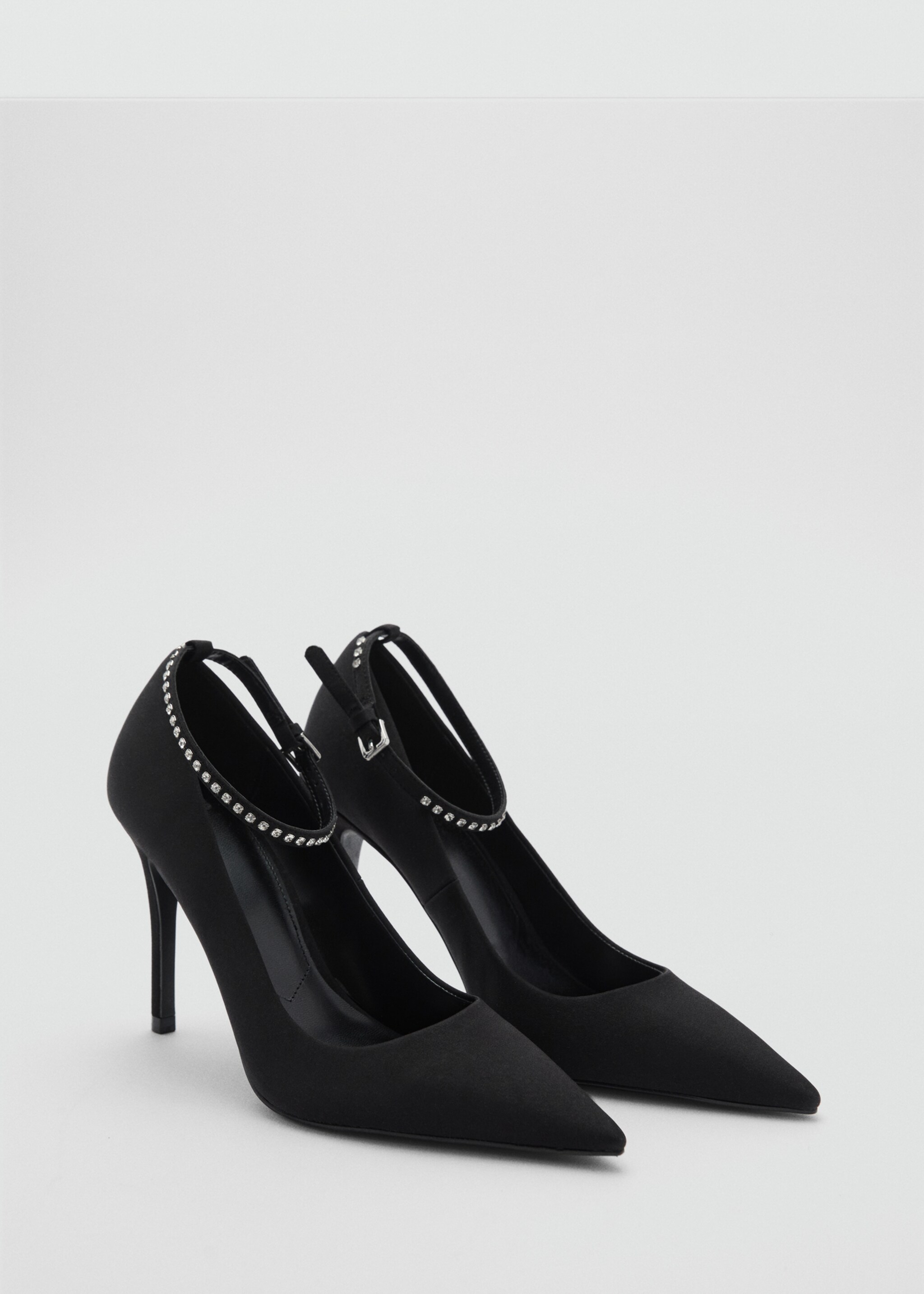 Heeled shoes with rhinestone bracelet - Medium plane
