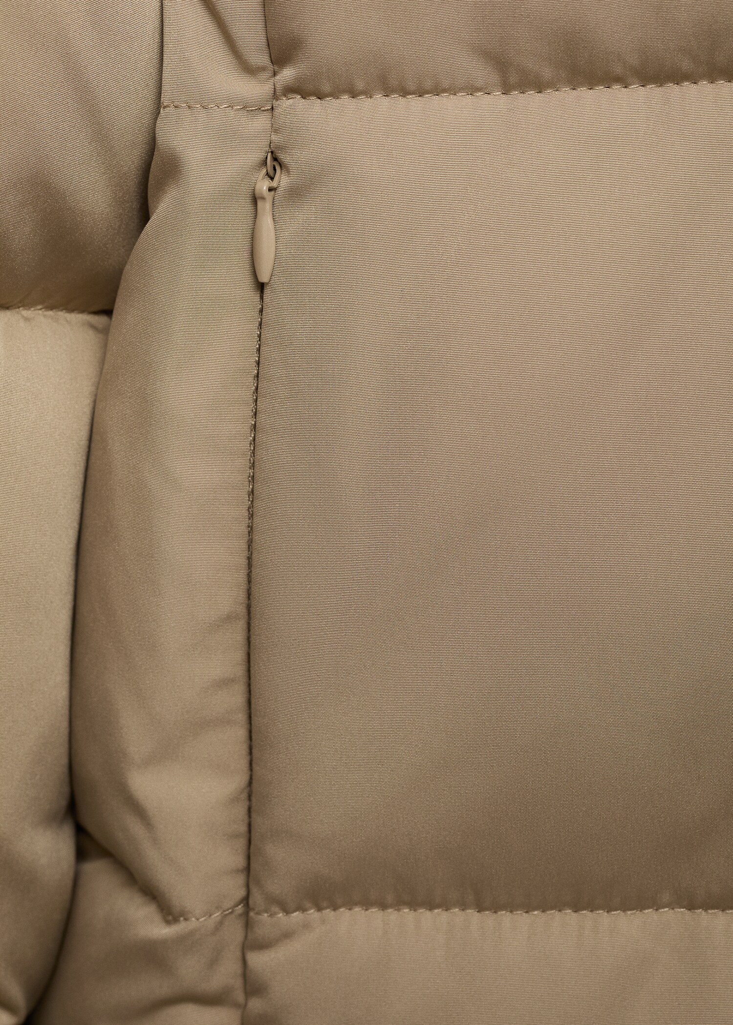 Quilted midi anorak with hood - Details of the article 0