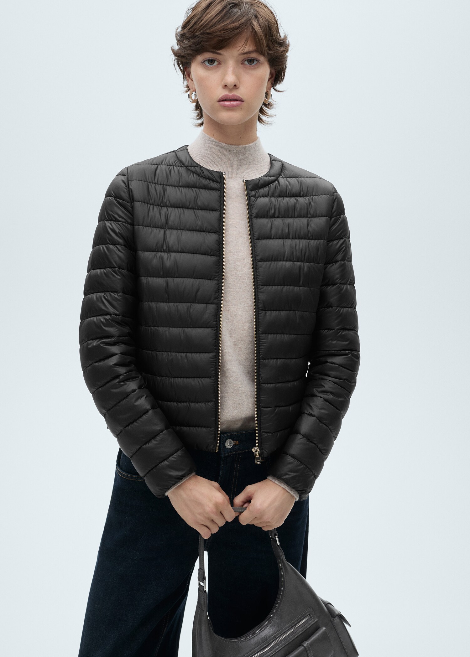 Anorak corto acolchado bolsillos - Plano medio