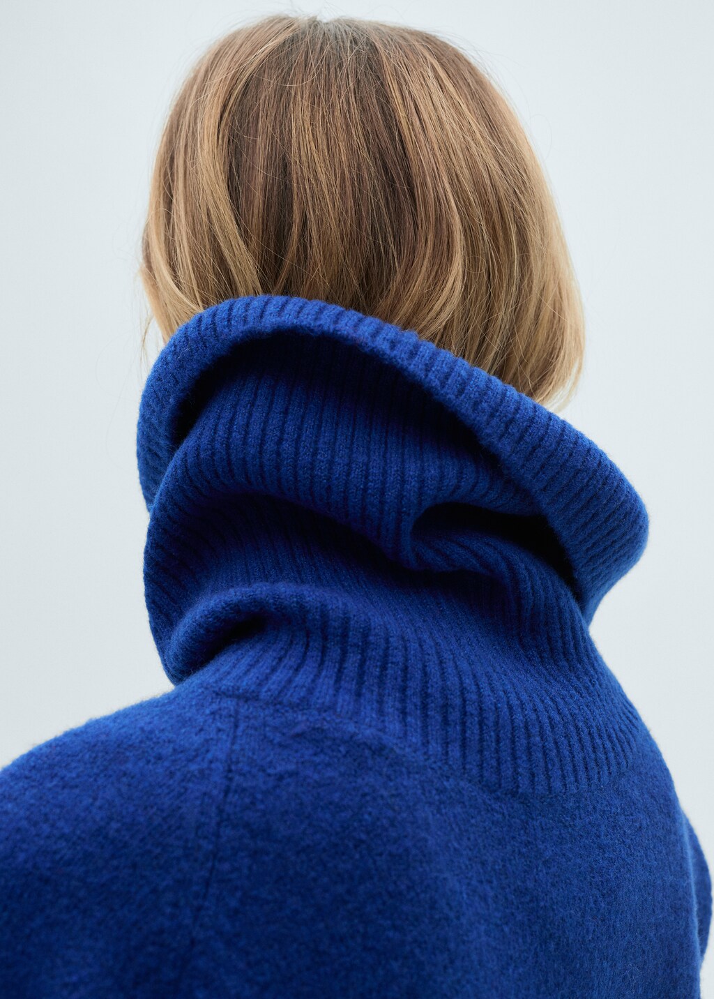 Turtleneck knitted sweater - Women | MANGO Niger