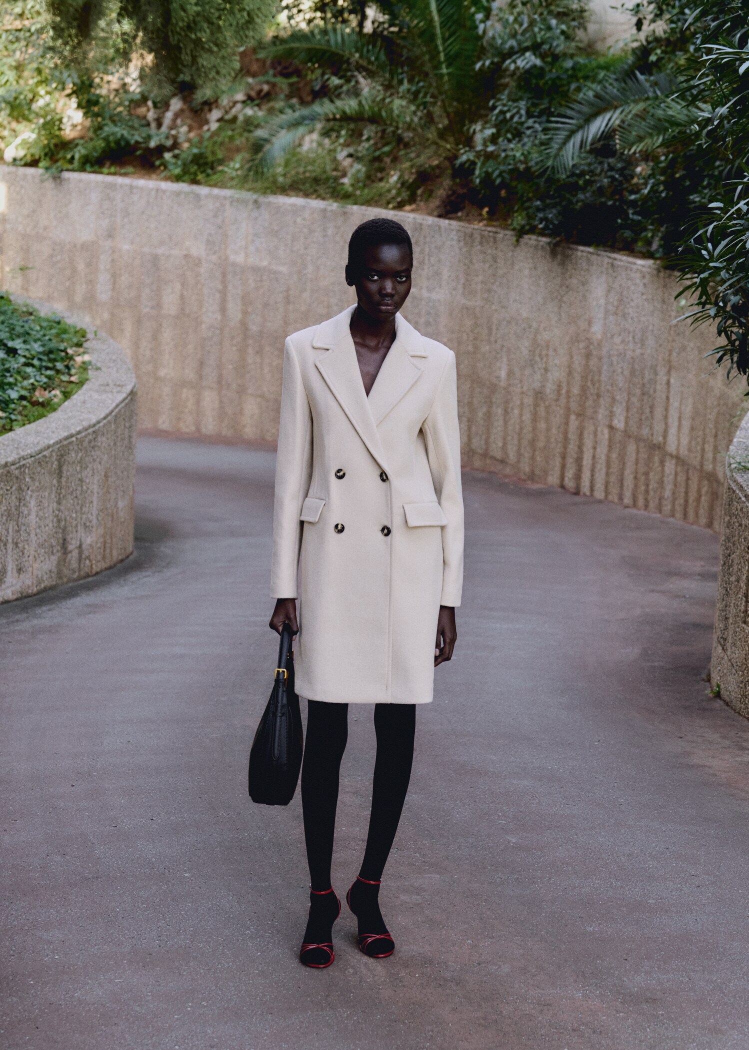 Double-breasted wool coat - Details of the article 7