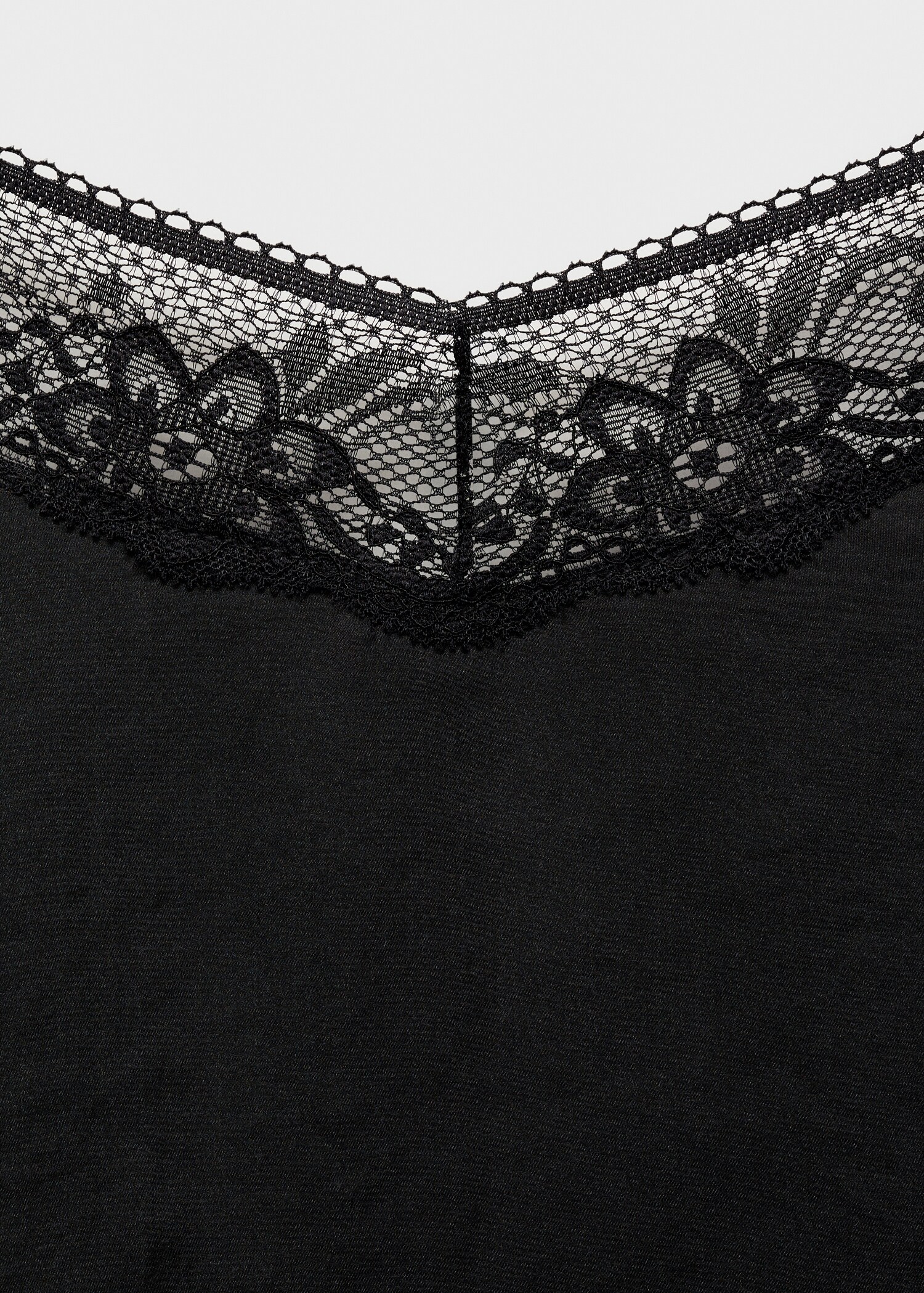 Top detalle blonda - Detalle del artículo 8