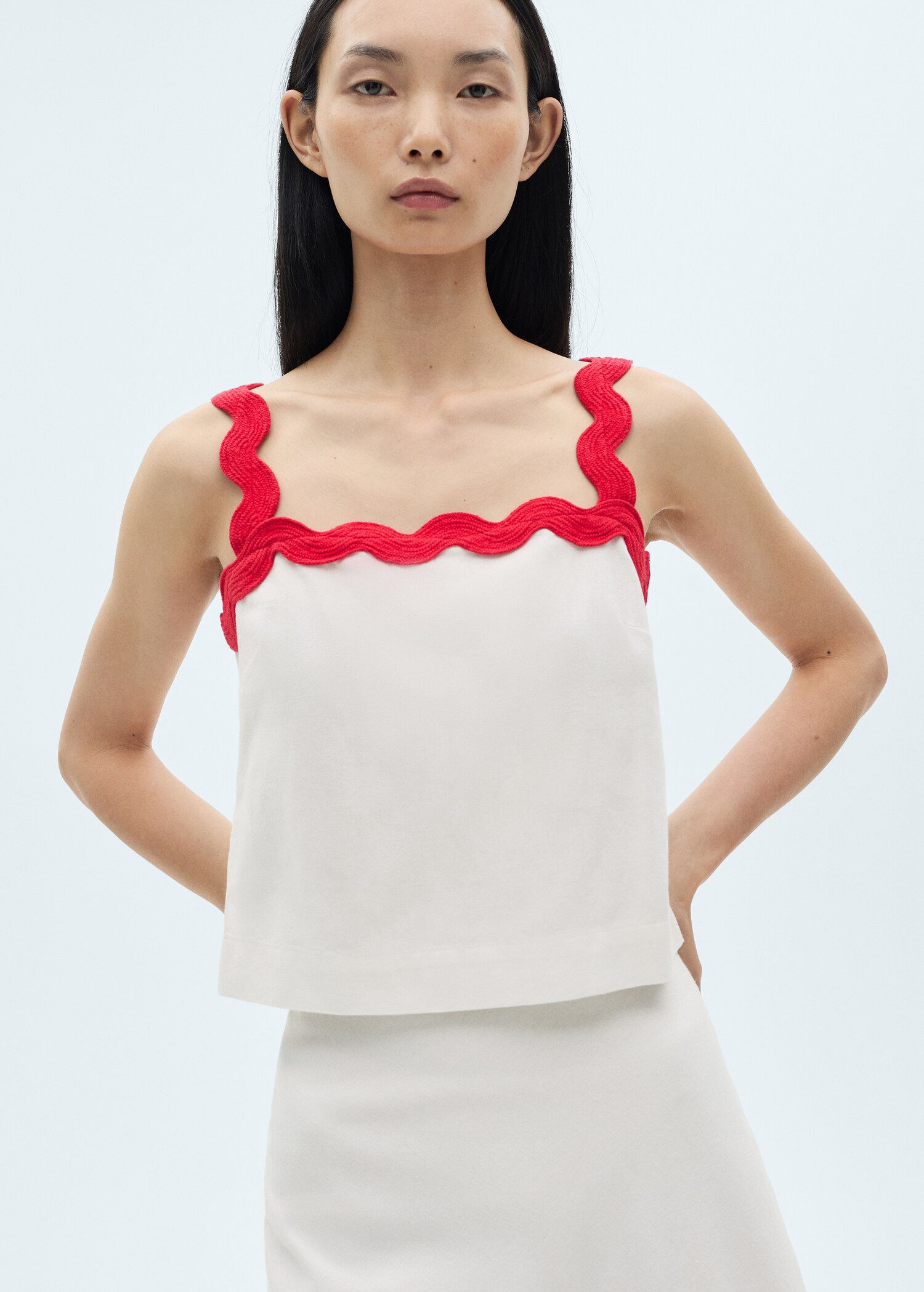 Contrast spaghetti strap top - Medium plane