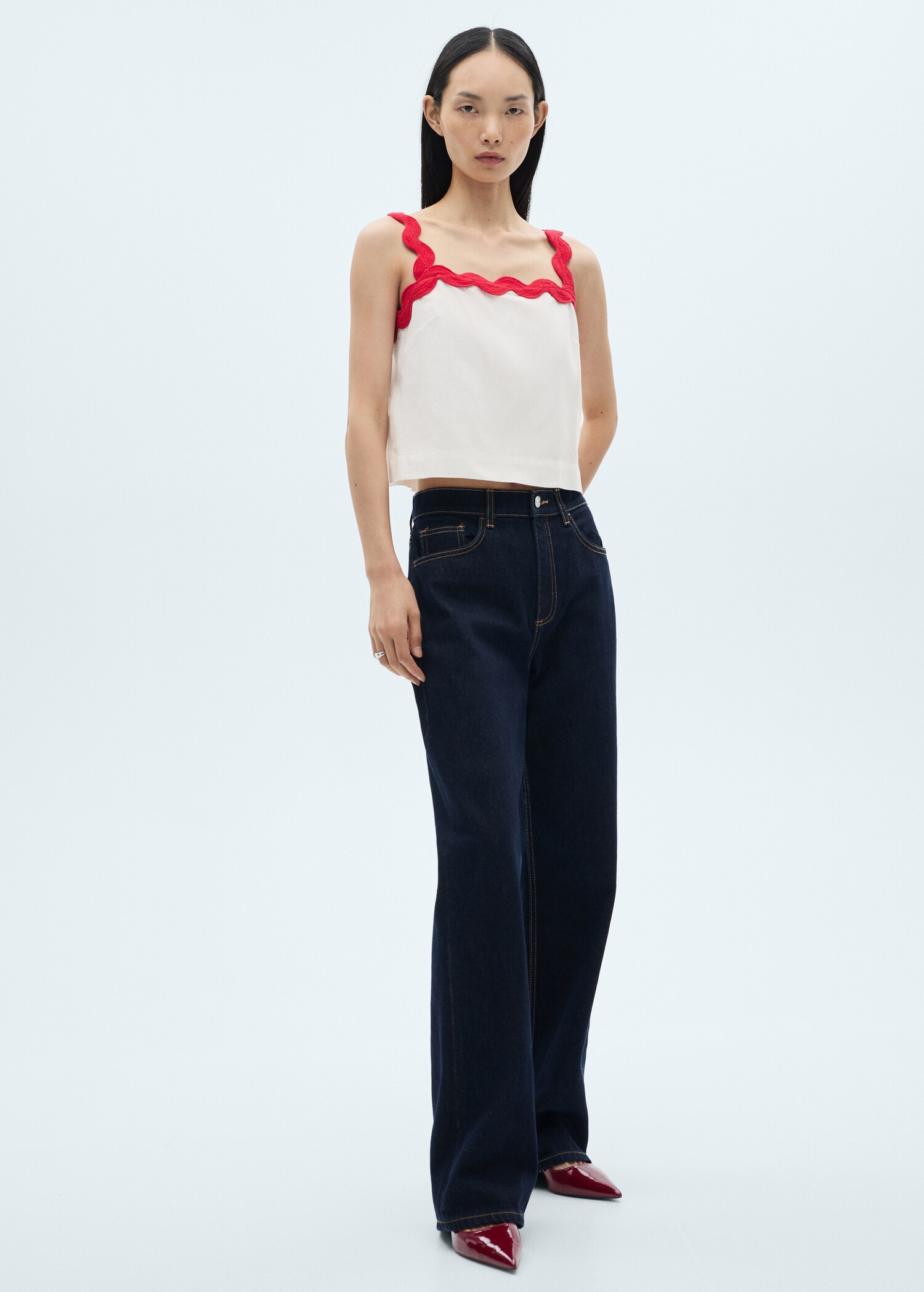 Contrast spaghetti strap top - Details of the article 2