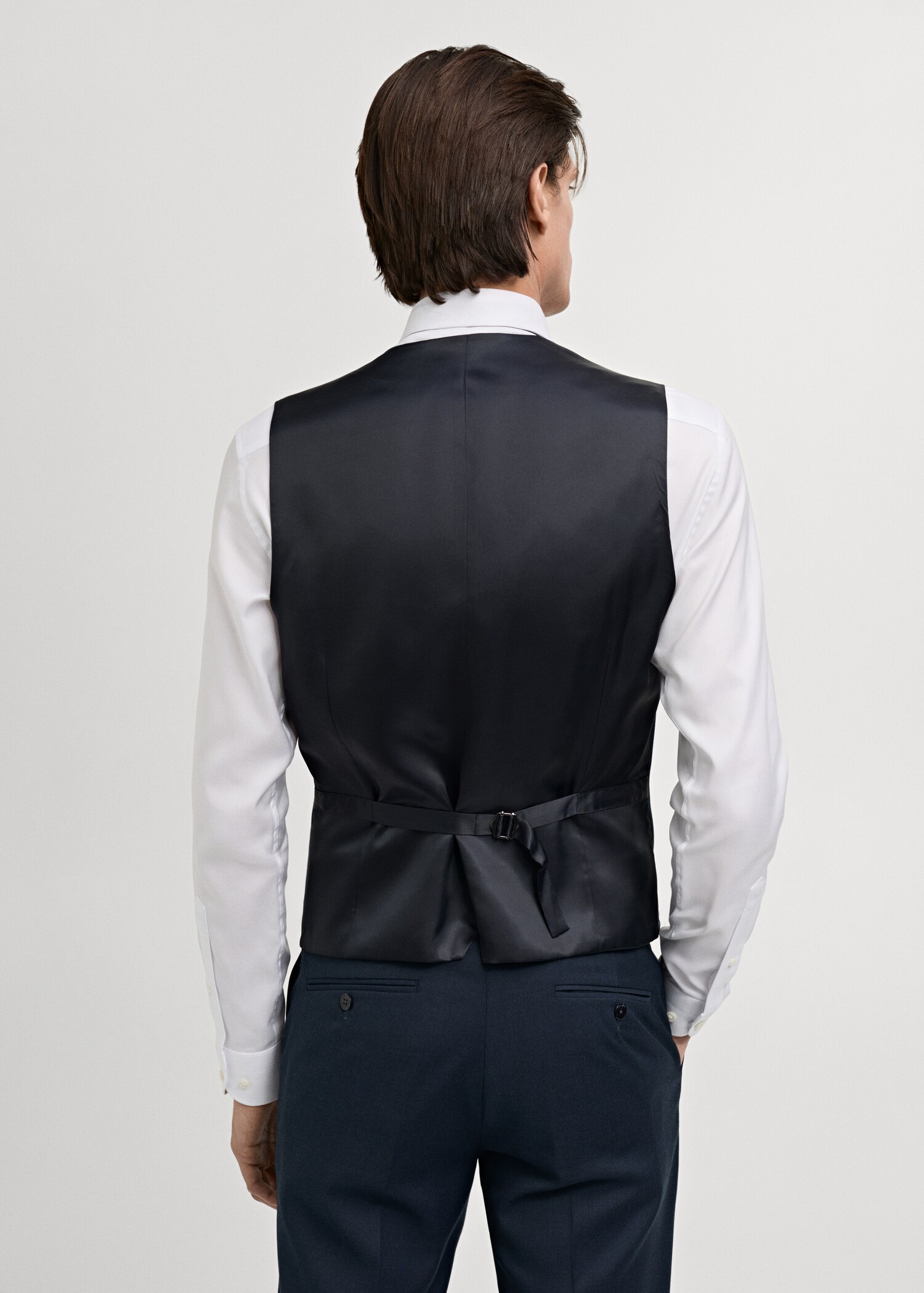 Slim Fit Anzugweste - Rückseite des Artikels