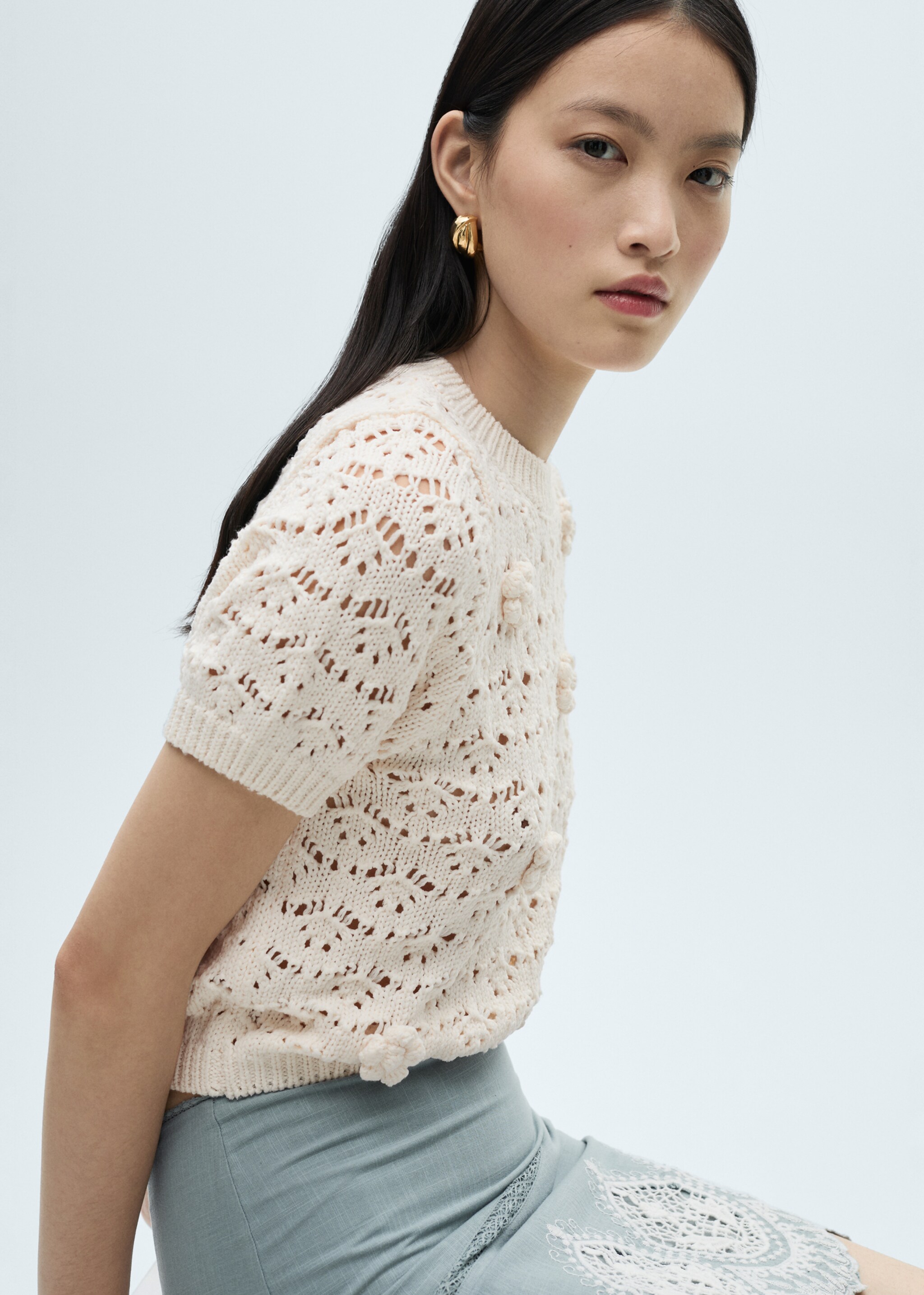 Short openwork knitted sweater - Details of the article 2