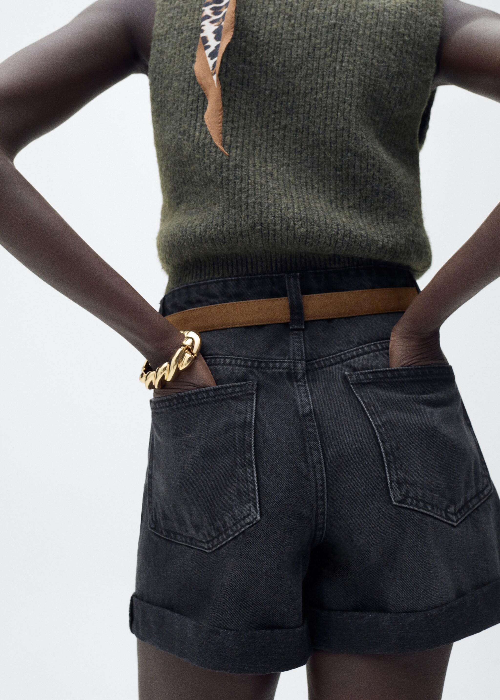 Shorts denim mom-fit tiro alto - Detalle del artículo 6