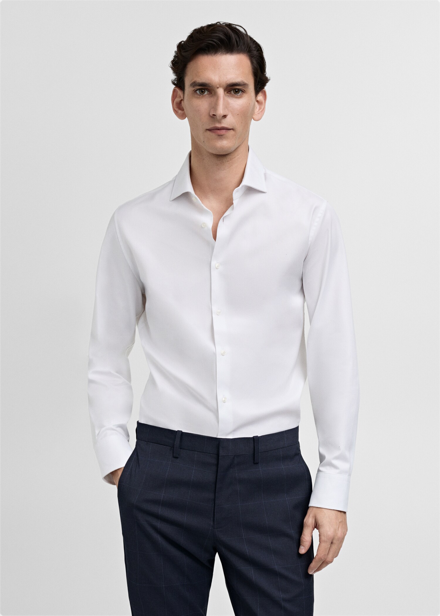 100% cotton dress shirt - Medium plane