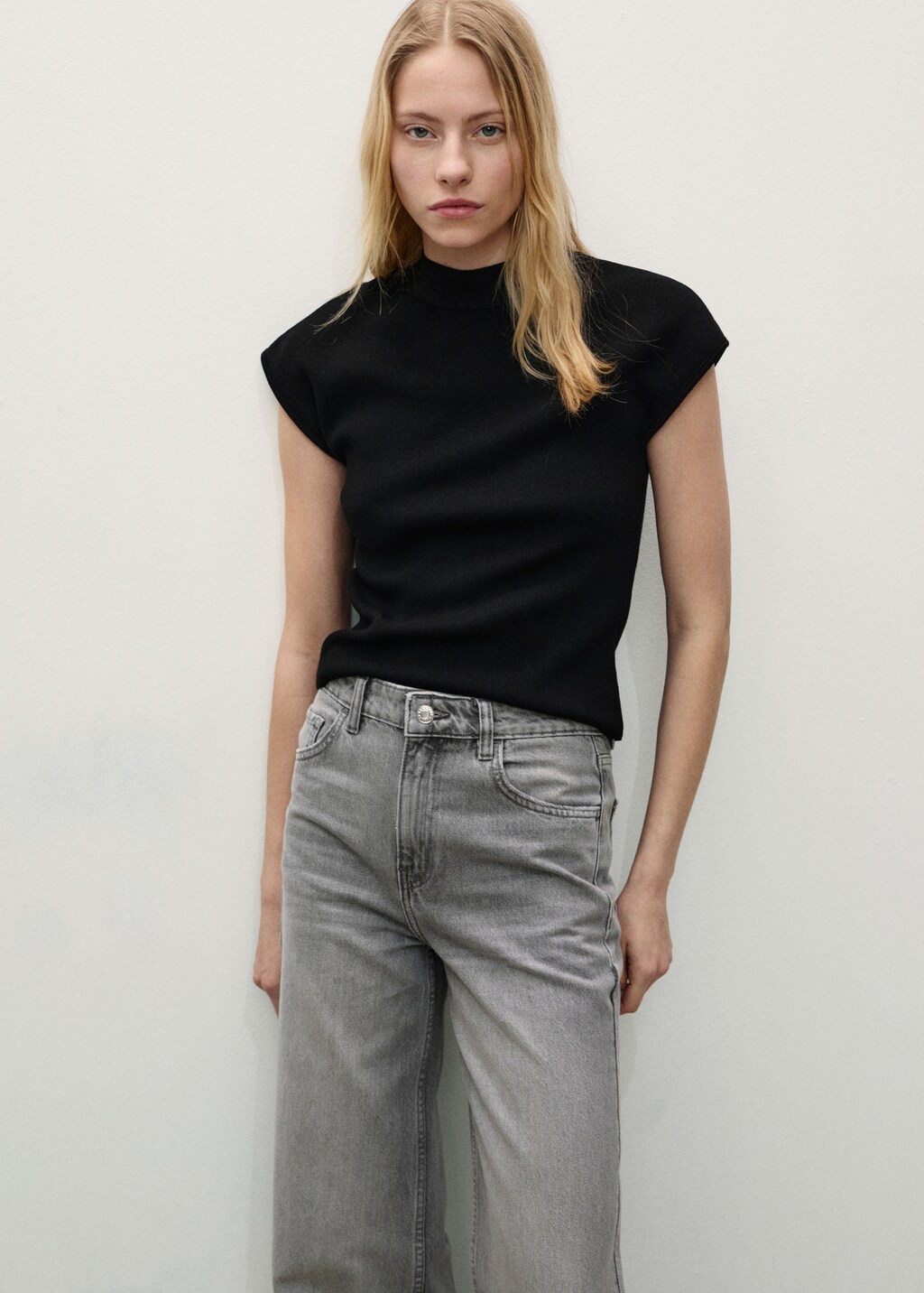 Danila high-waisted wide leg jeans - image 4