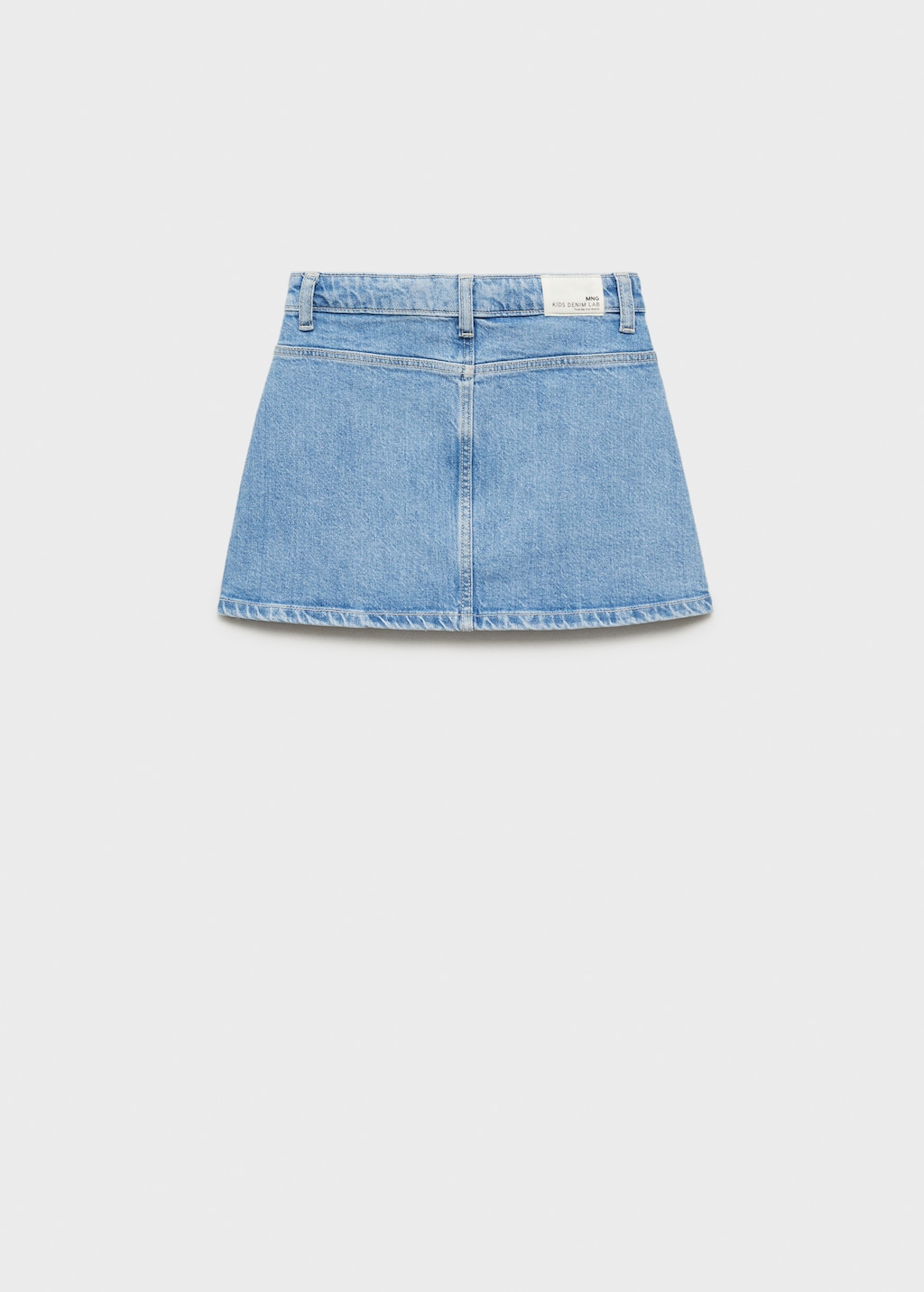 Buttoned denim skirt