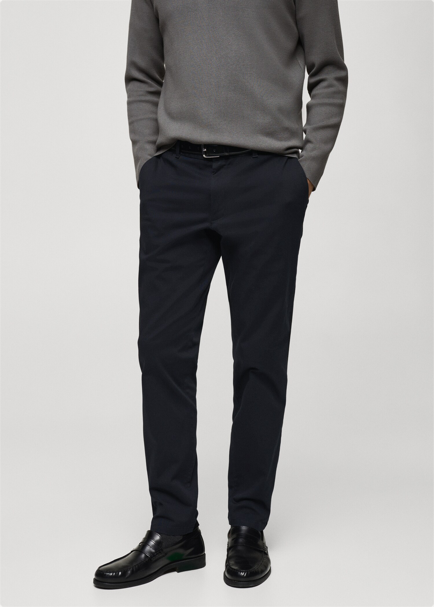 Spodnie chinosy Barna slim fit z diagonalu - Plan średni