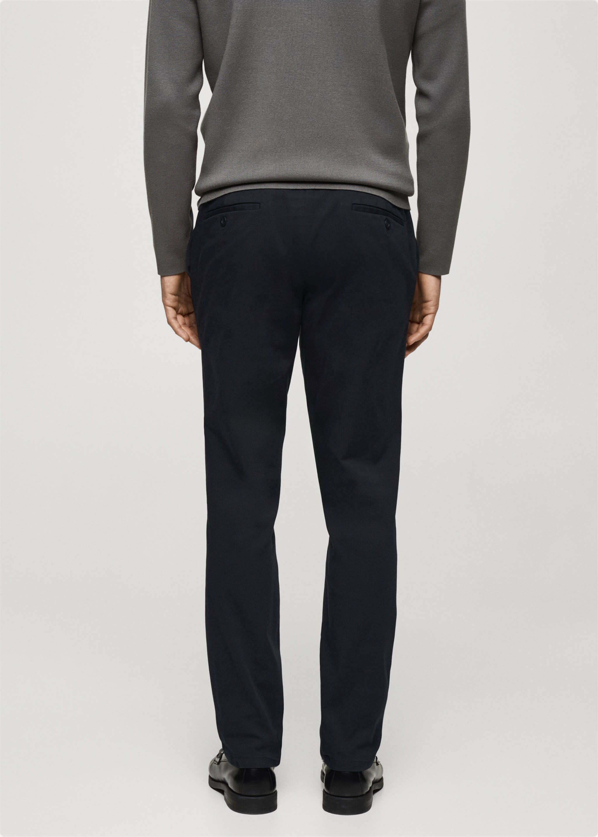 Pantalon Barna slim-fit en sergé - Verso de l’article