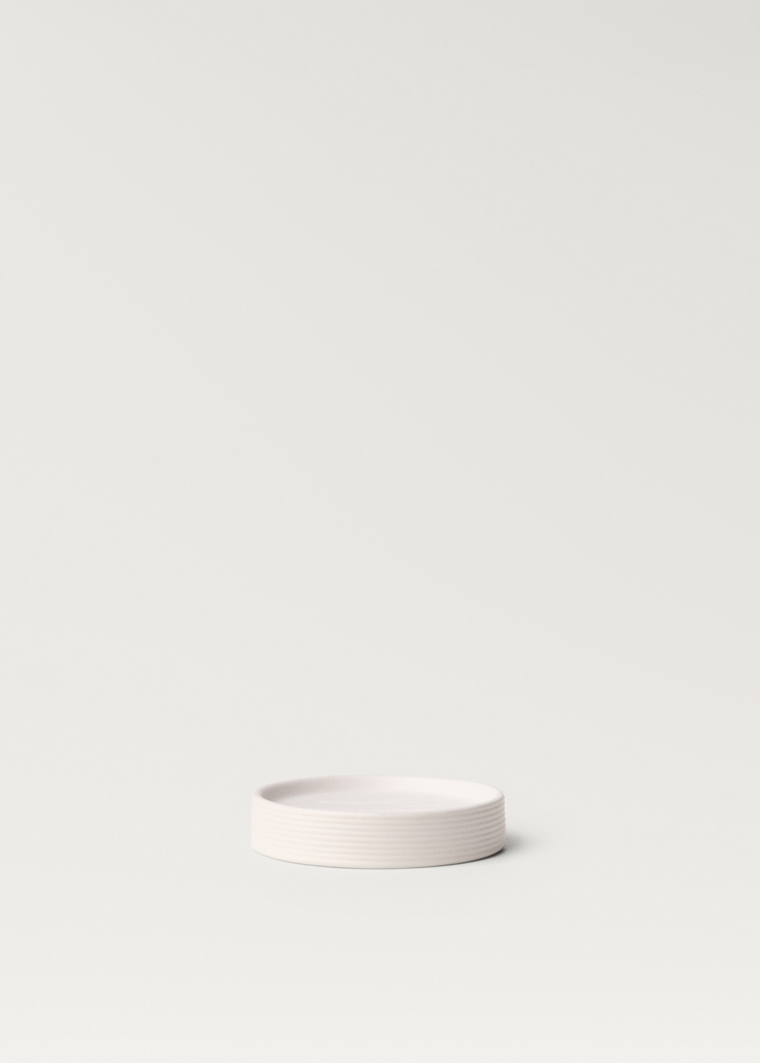 Stoneware soap dish with relief - Article without model