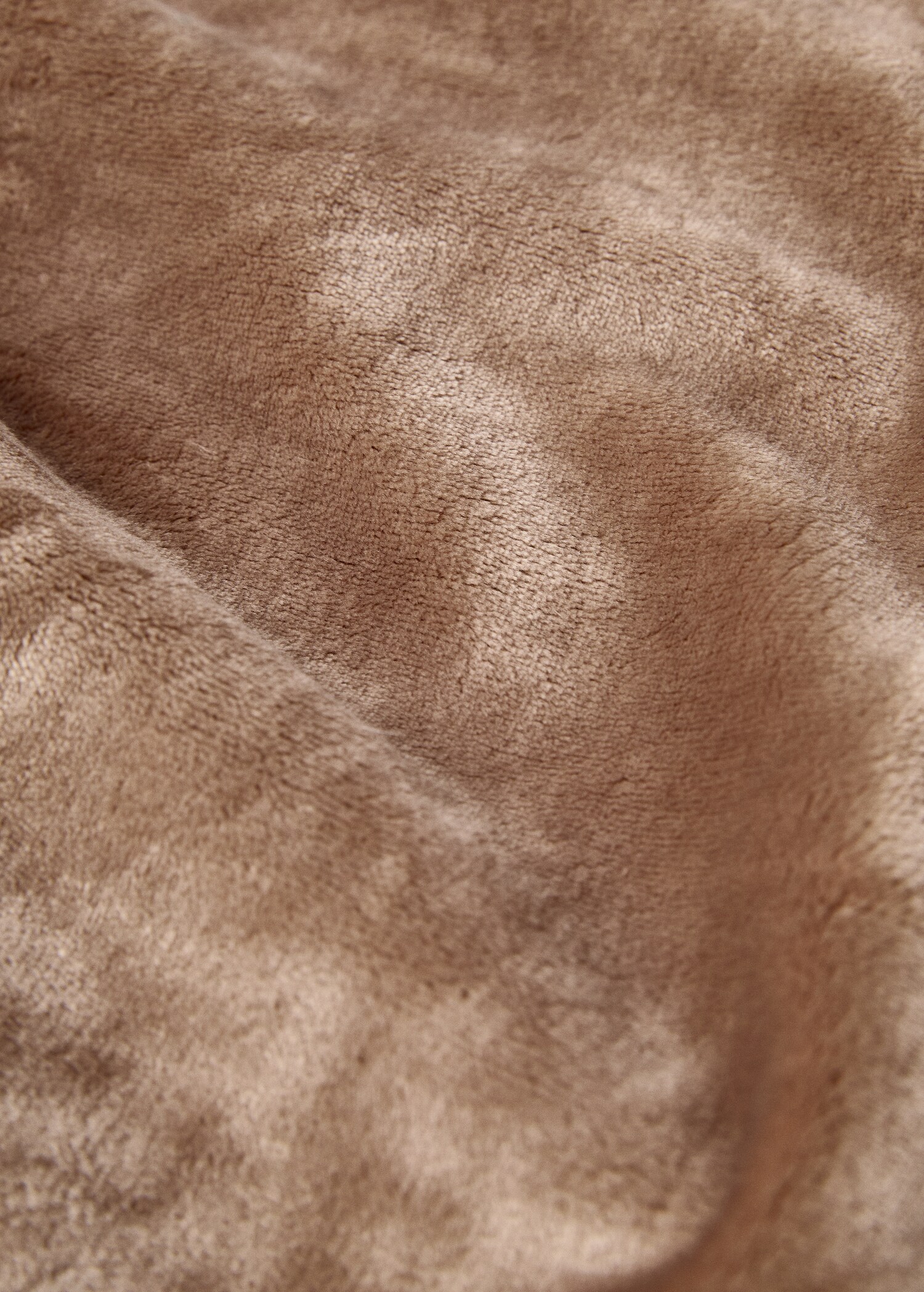 Large soft-touch fleece blanket - Details of the article 2