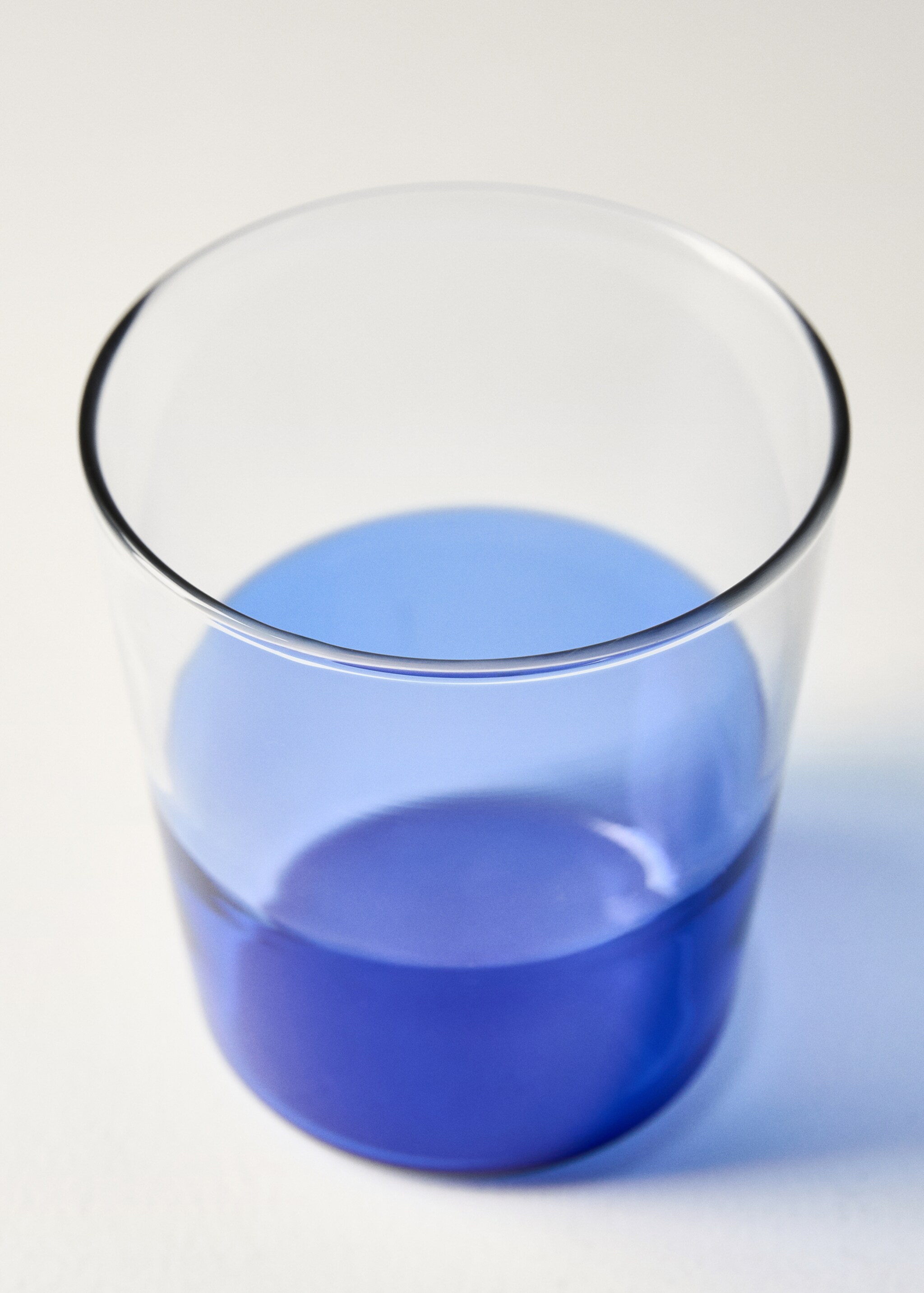 Borosilicate glass with two-tone design - Details of the article 3