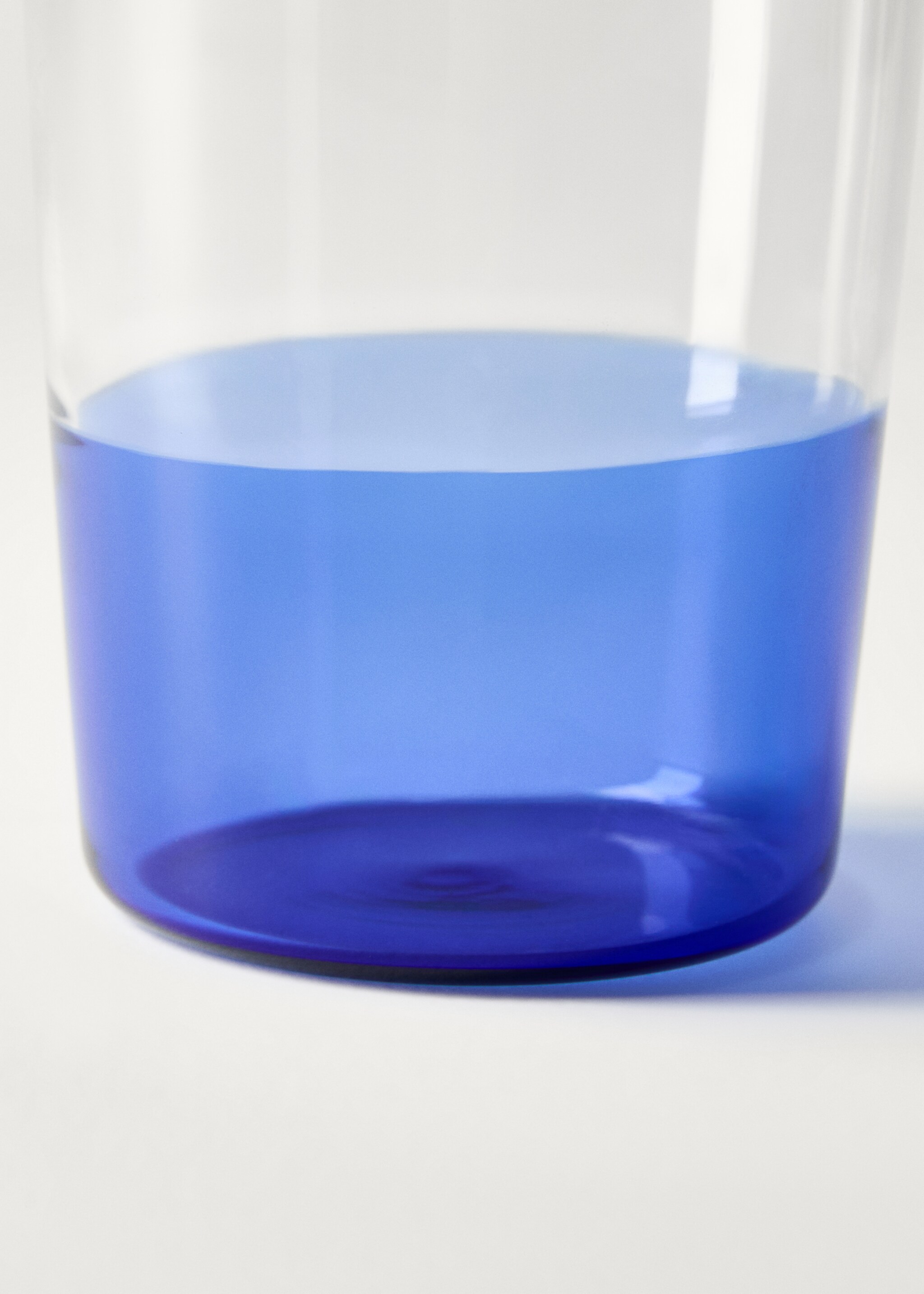 Borosilicate glass with two-tone design - Details of the article 4