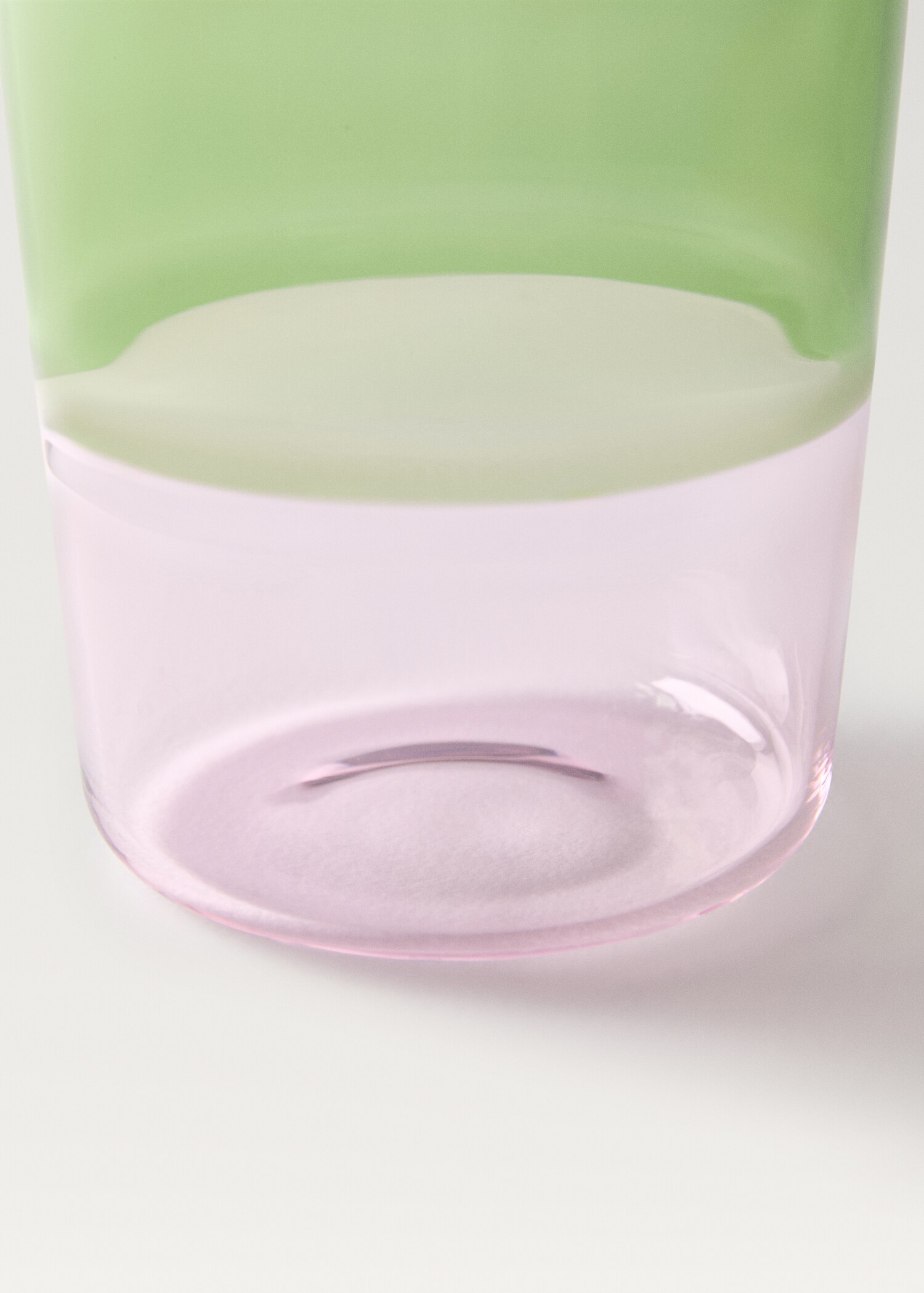 Borosilicate glass with two-tone design - Details of the article 3